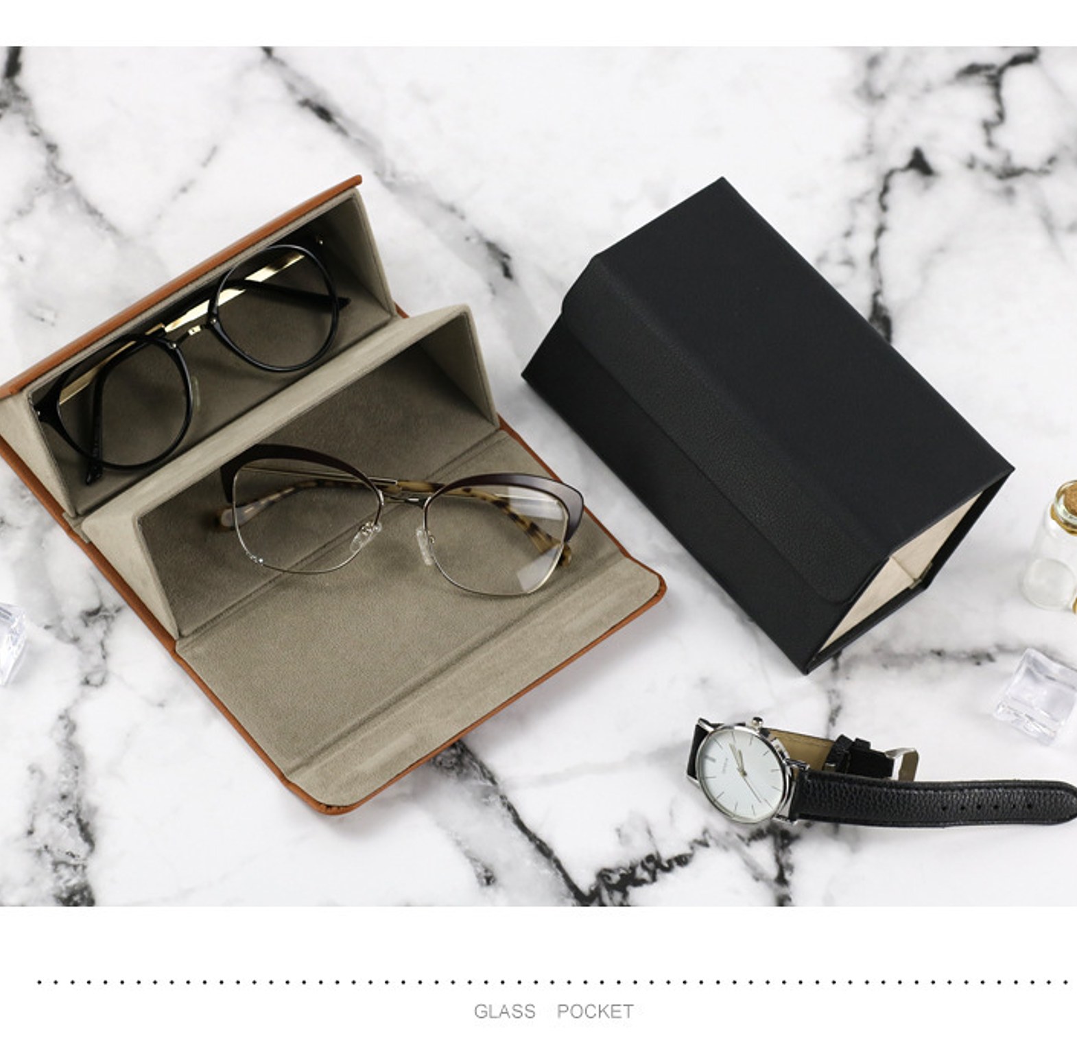 Foldable Leather Sunglasses Organizer image
