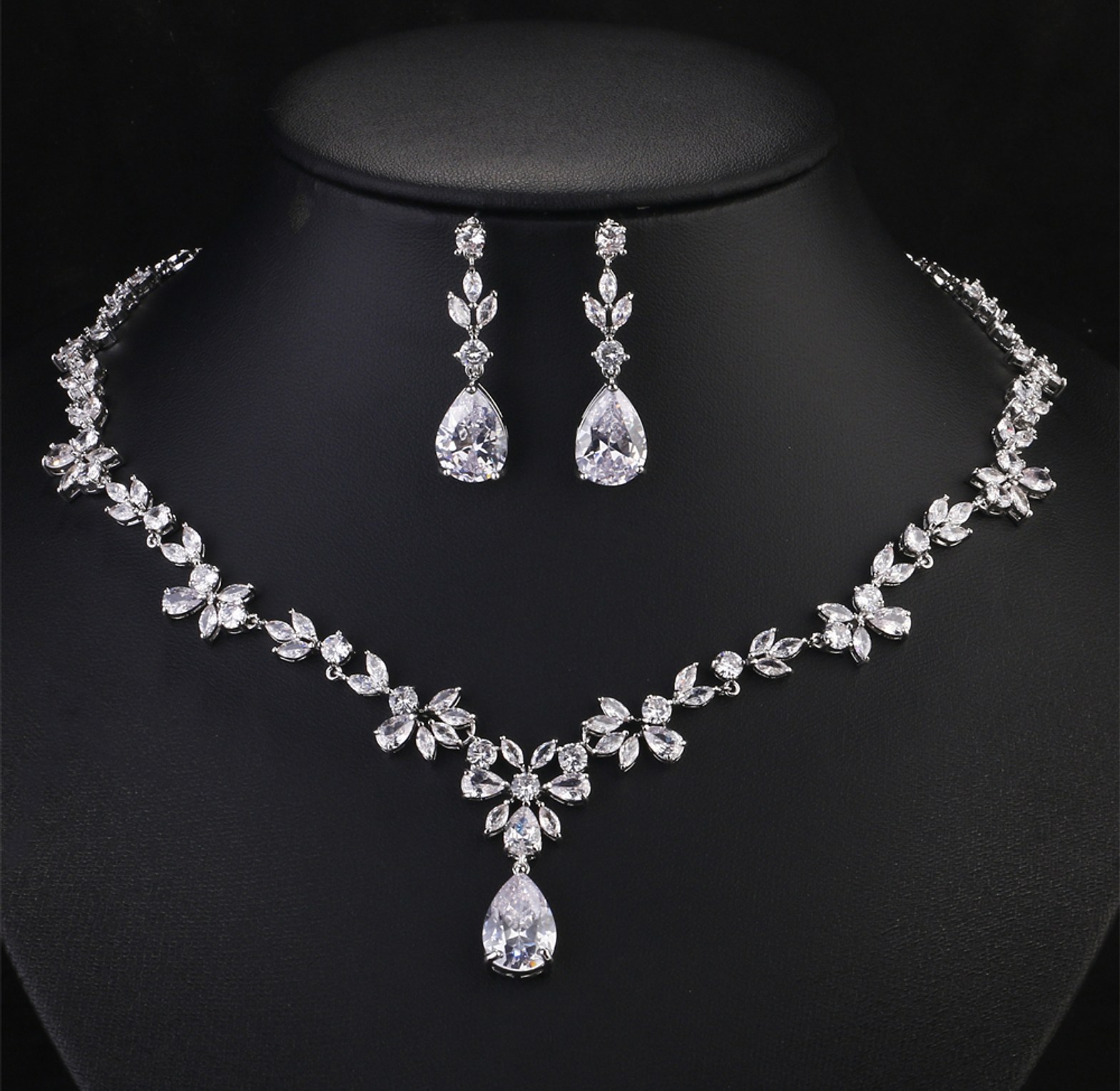 Gorgeous AAA Cubic Zirconia bridal jewelry set image