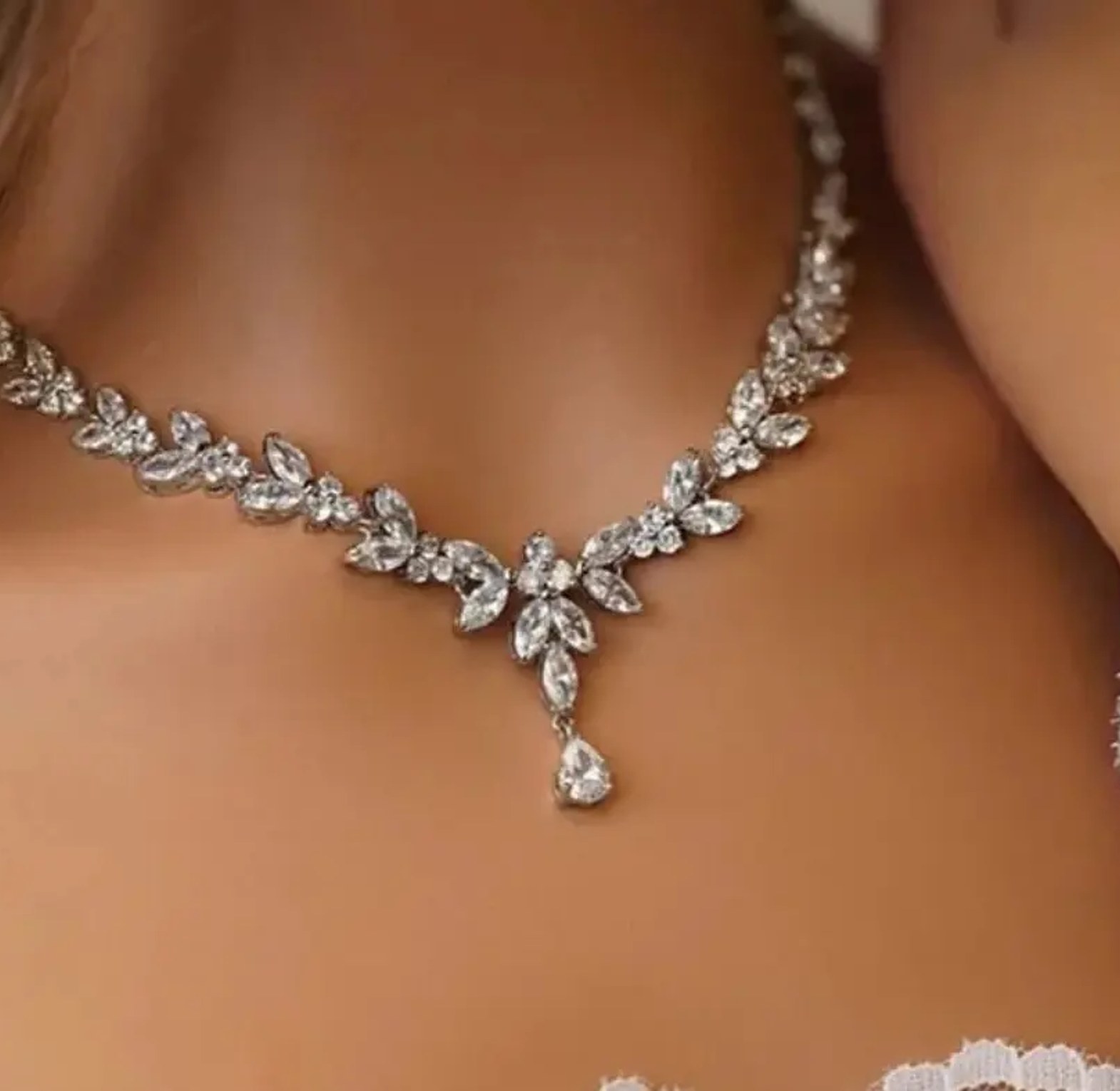 Bridal jewelry set image