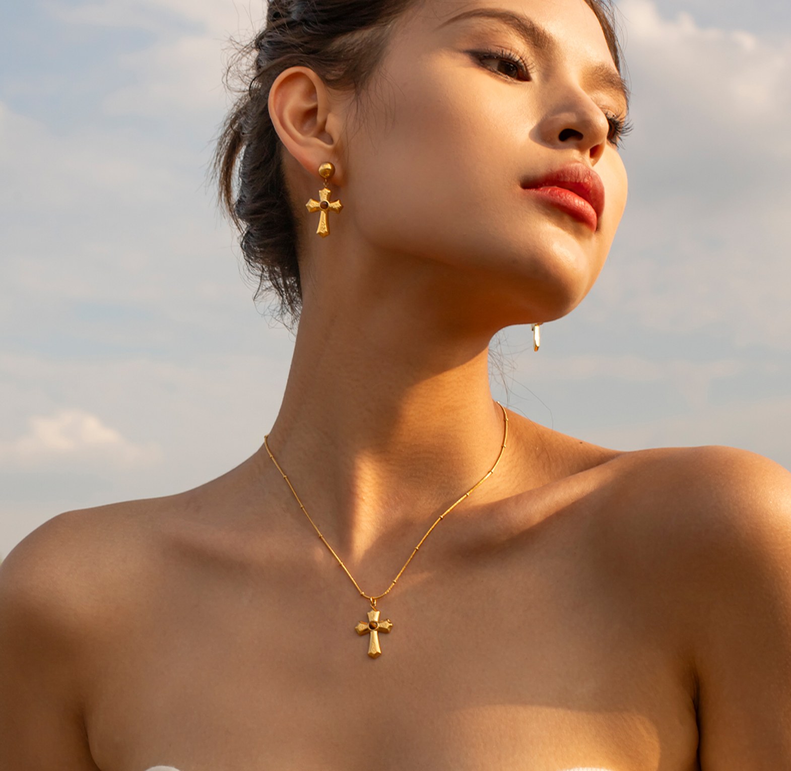 Maltese Cross Pendant image