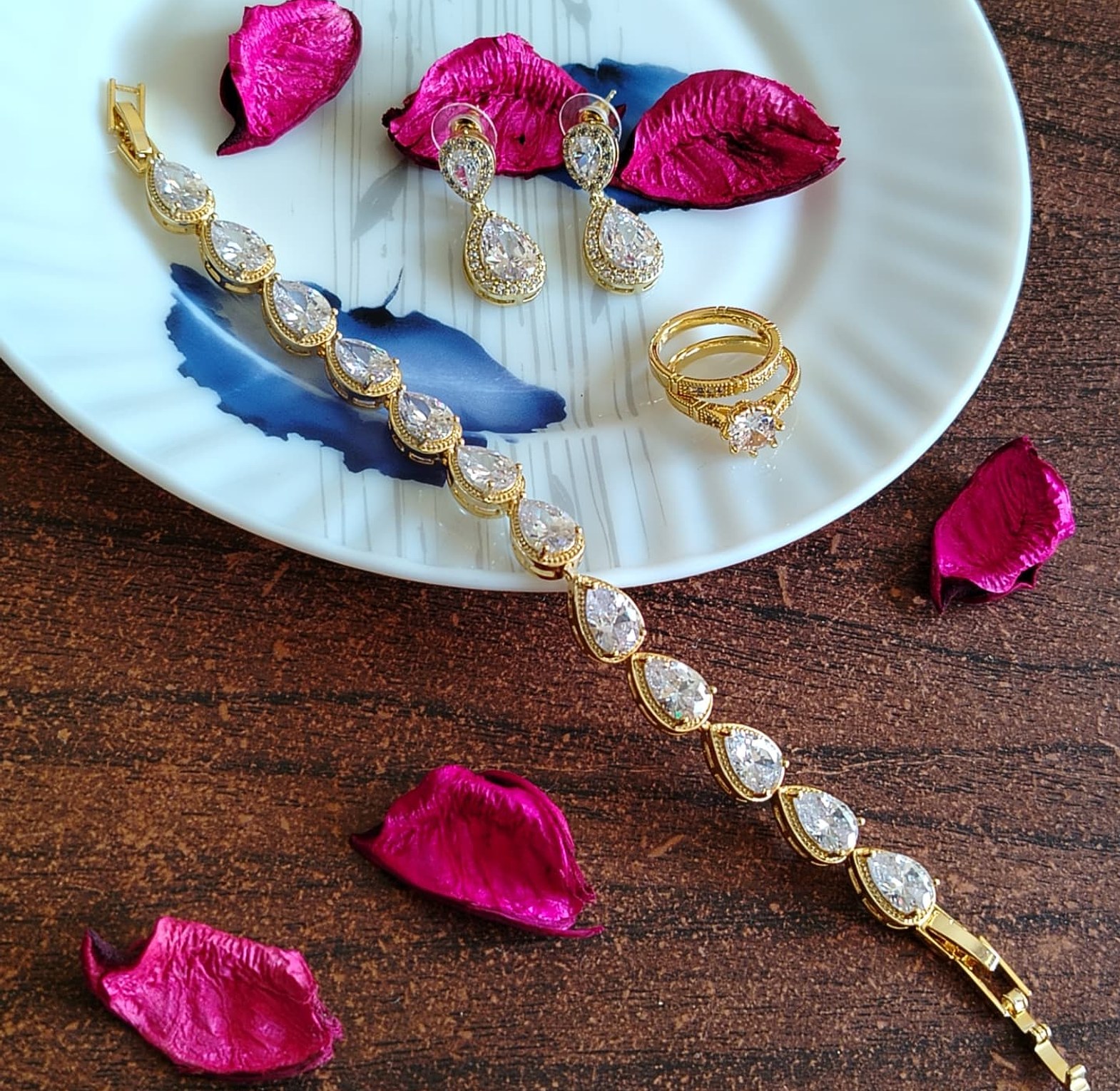 Water Drop Earrings and Bracelet.  image