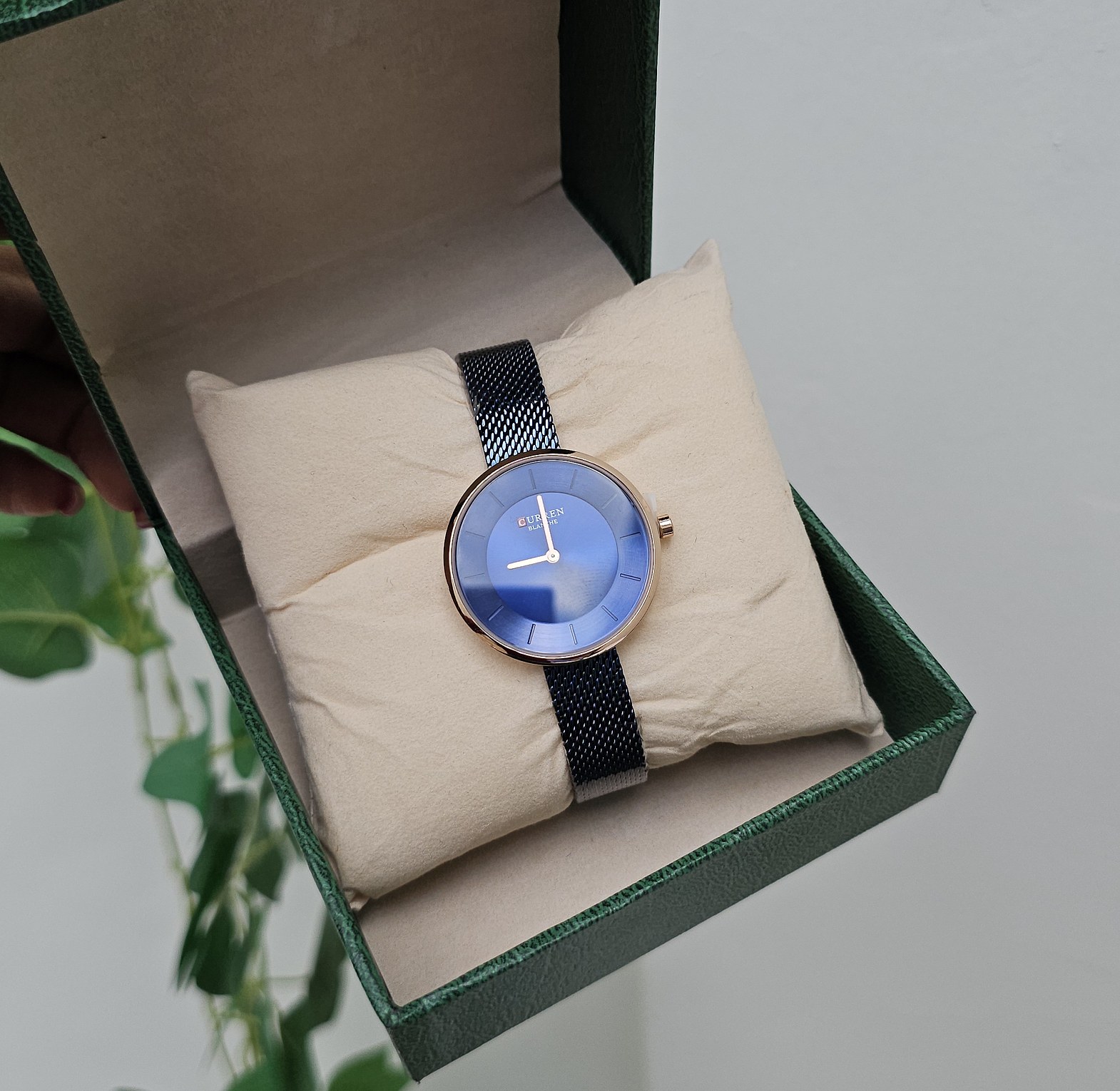 Vinaya cute current watches  image