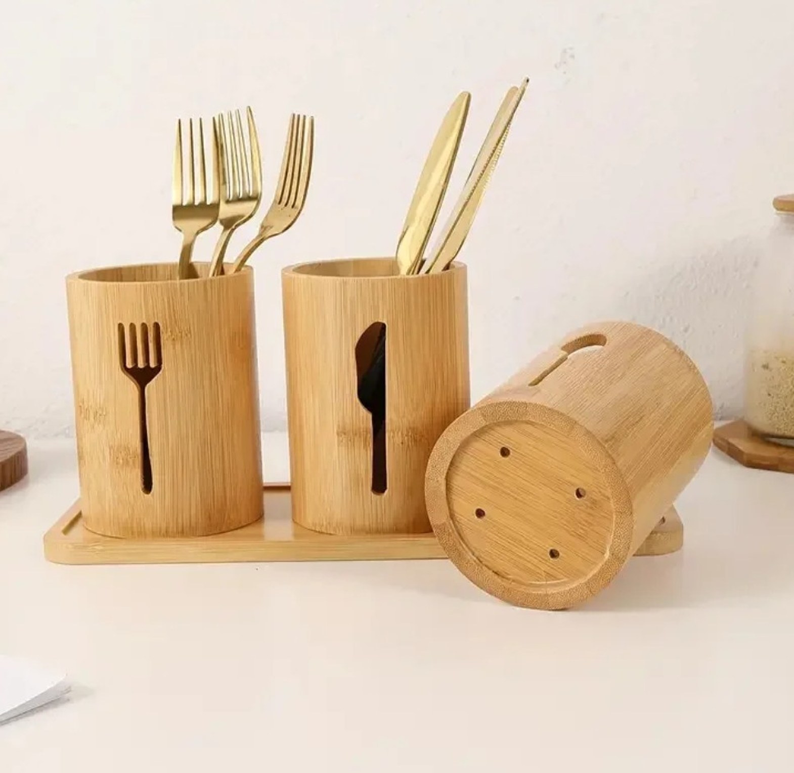 Bamboo cutlery /spoon holder image