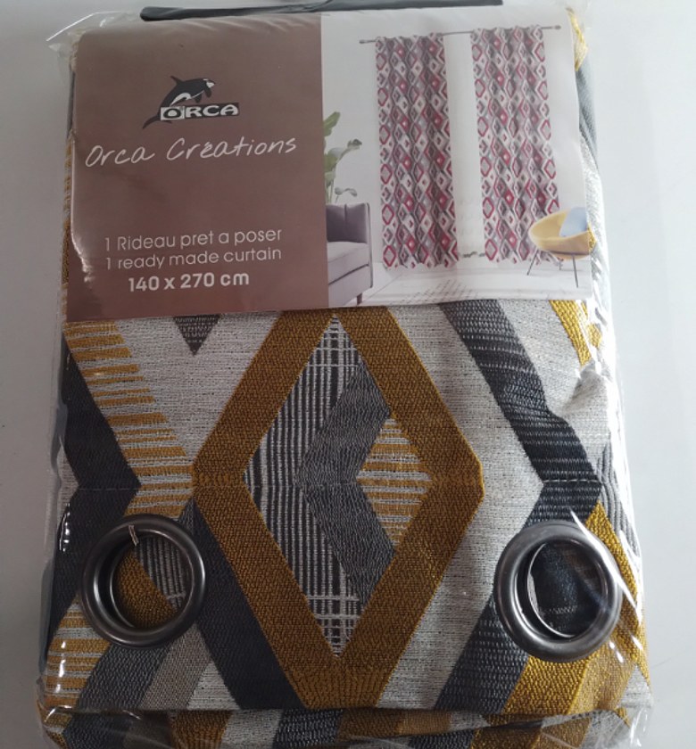 CURTAIN (8 RINGS), MATERI image