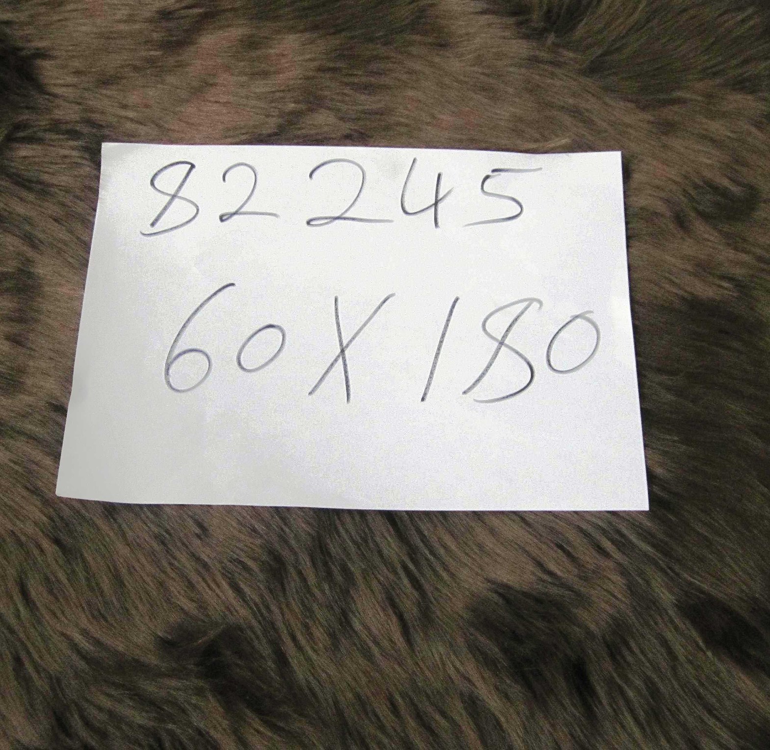 CARPET TAPIS FOURRURE, QU image