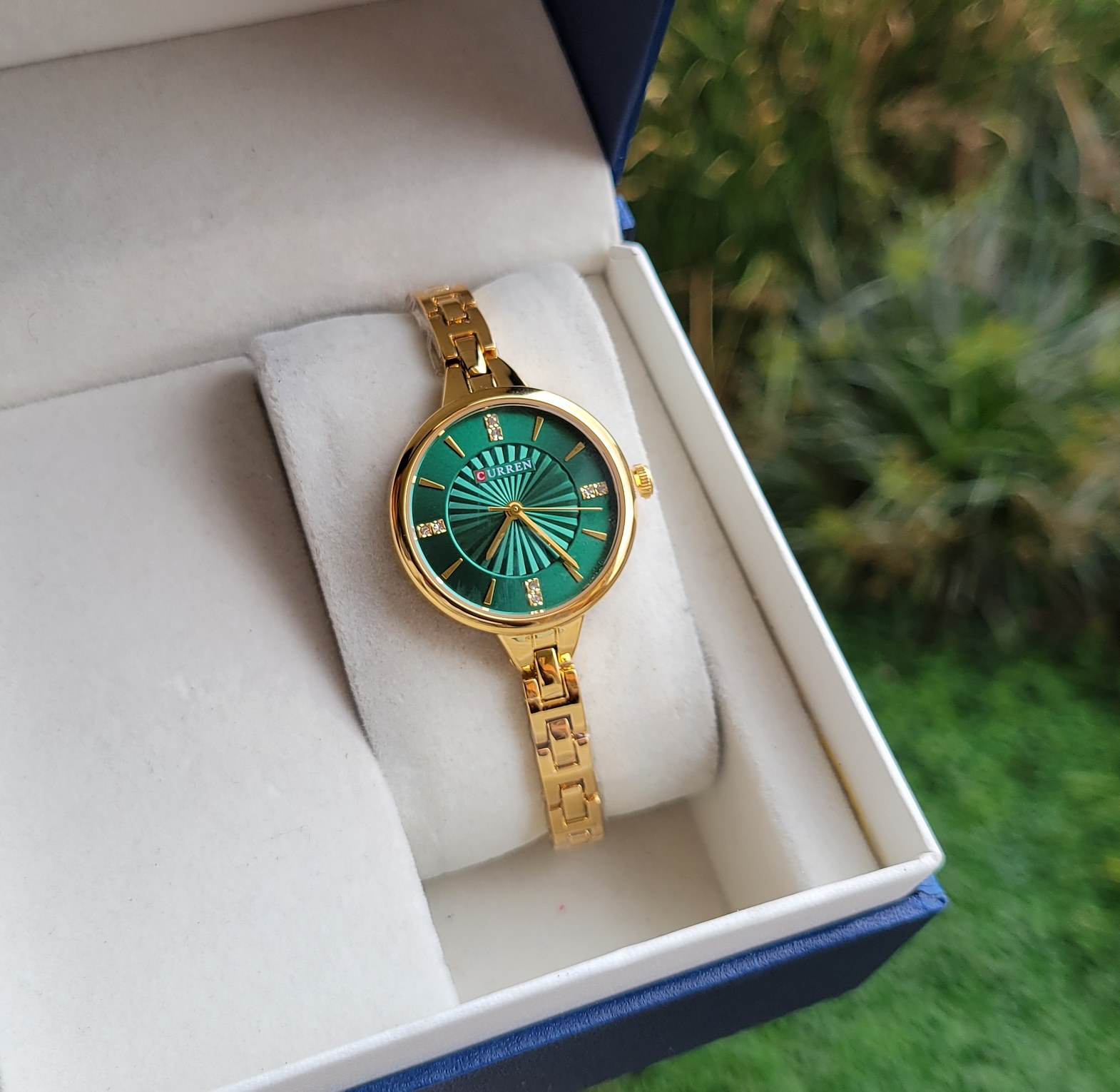 Curren watch image