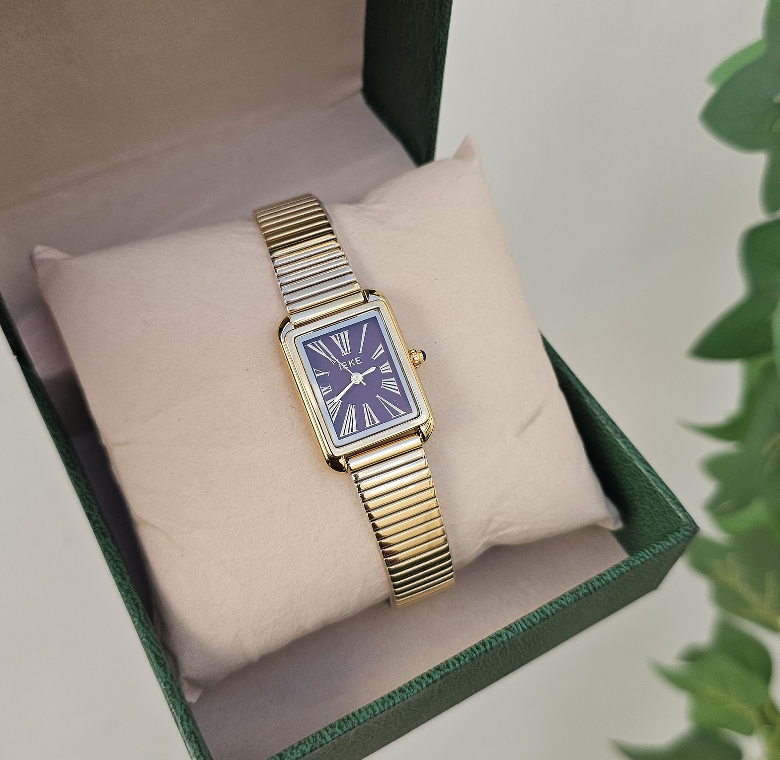 Anny vintage watch  image