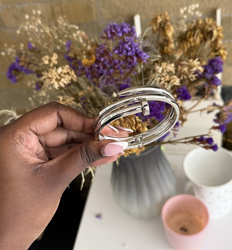 Nail theme bangle image