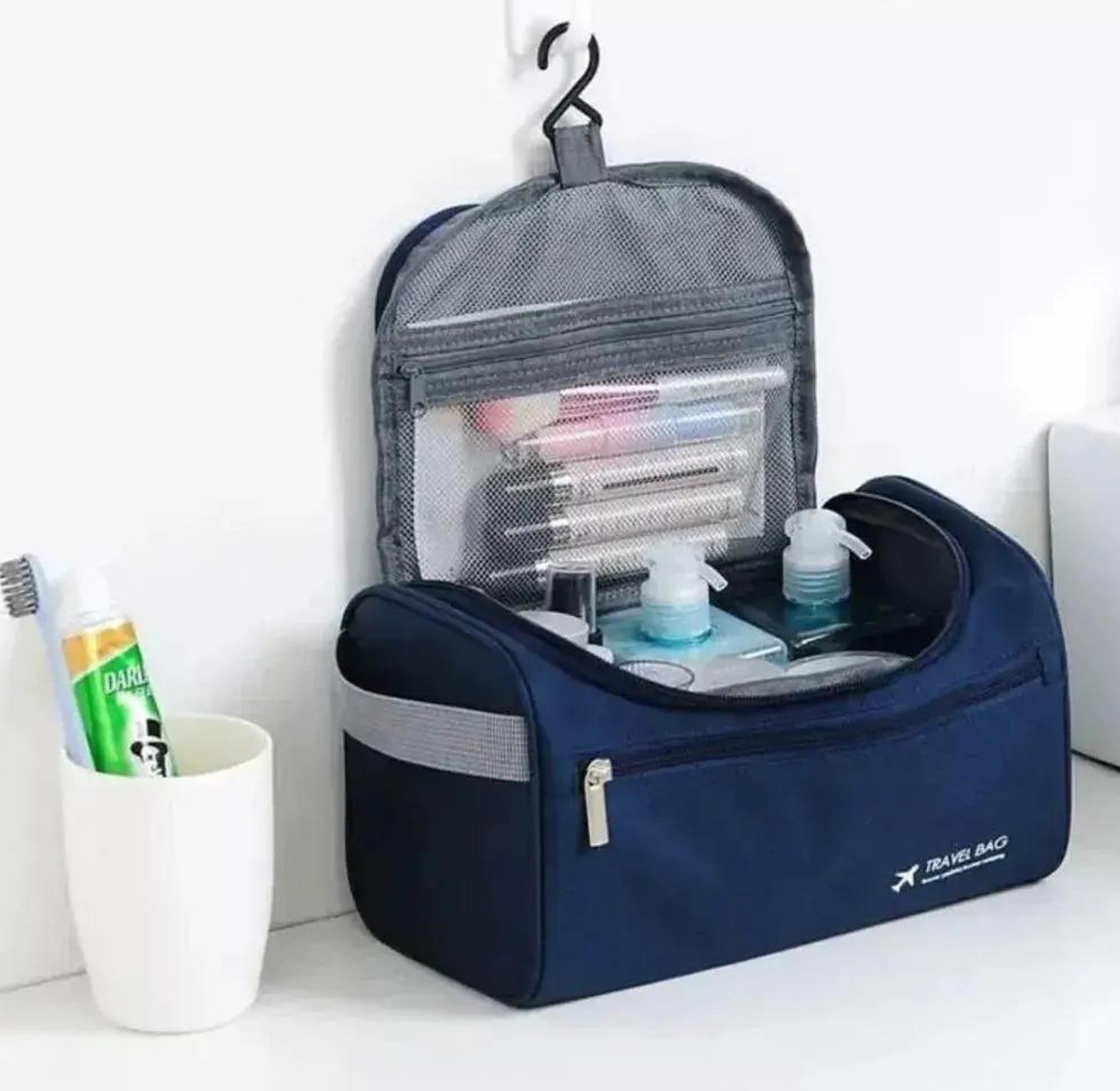 Portable toiletries Storage Bag /Travel Cosmetic Bag image