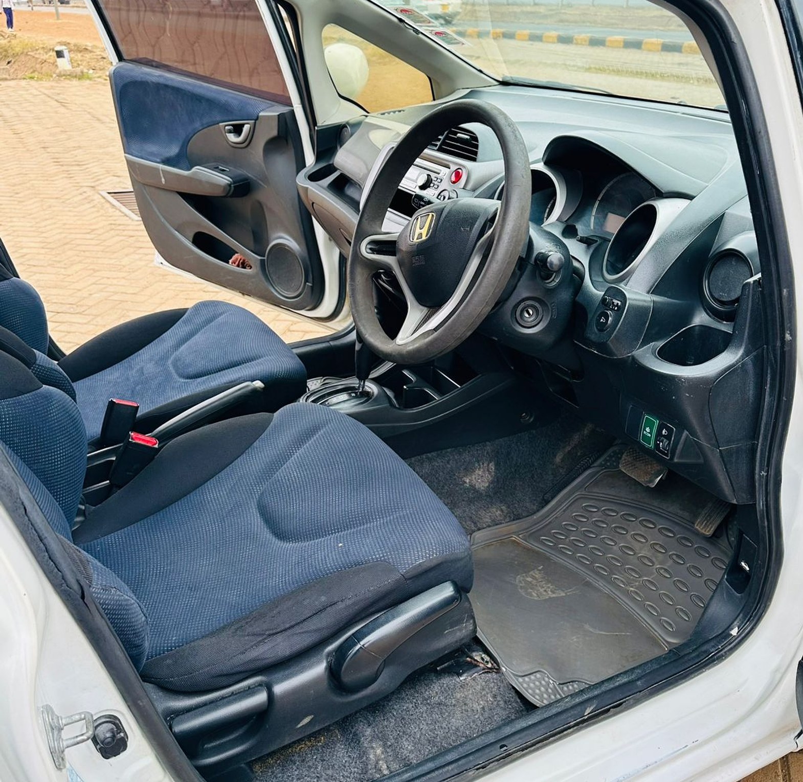 Honda Fit KCU, YOM 2012,  Automatic, Rating 1300cc image