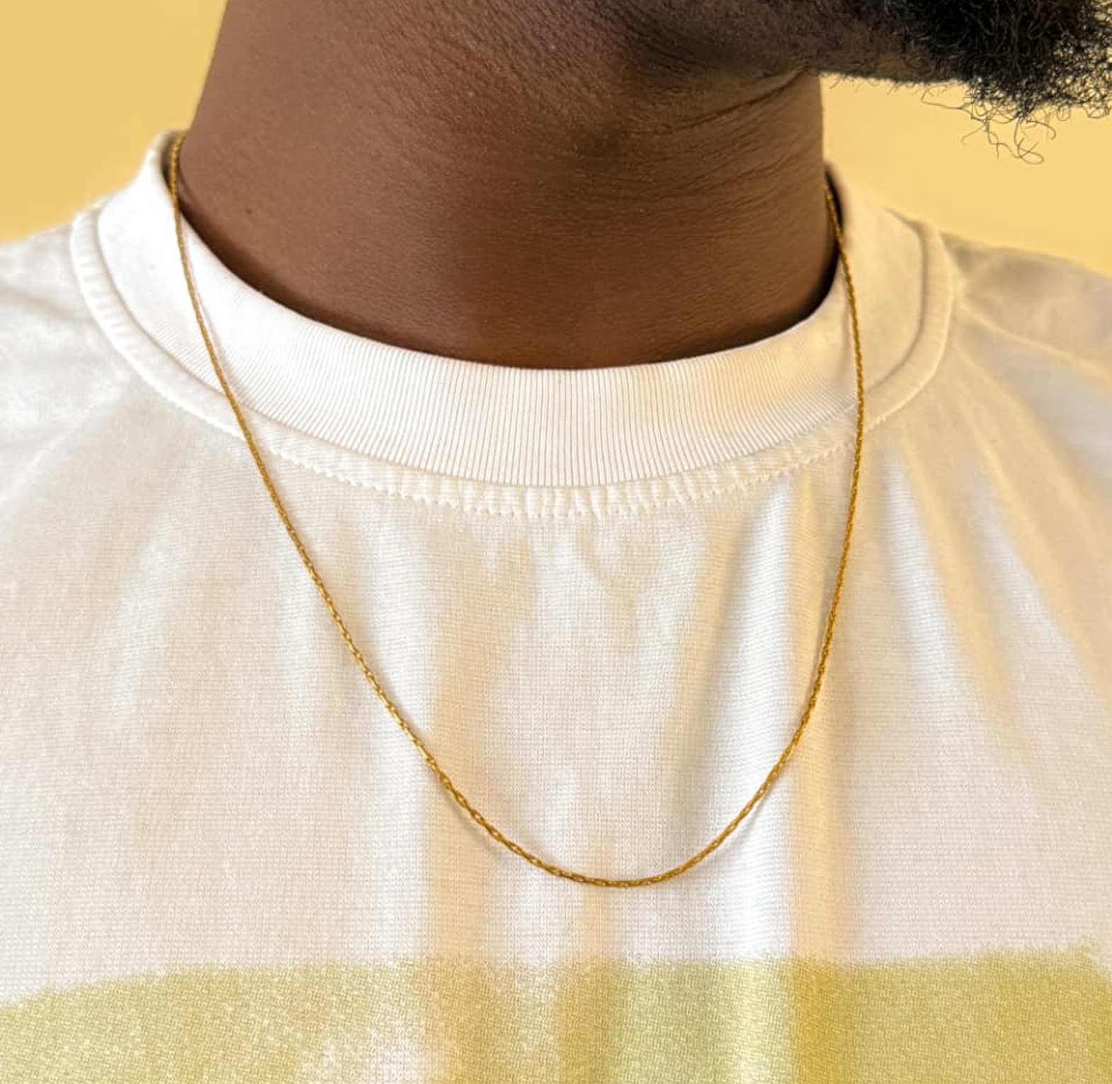 Wire chain necklace image