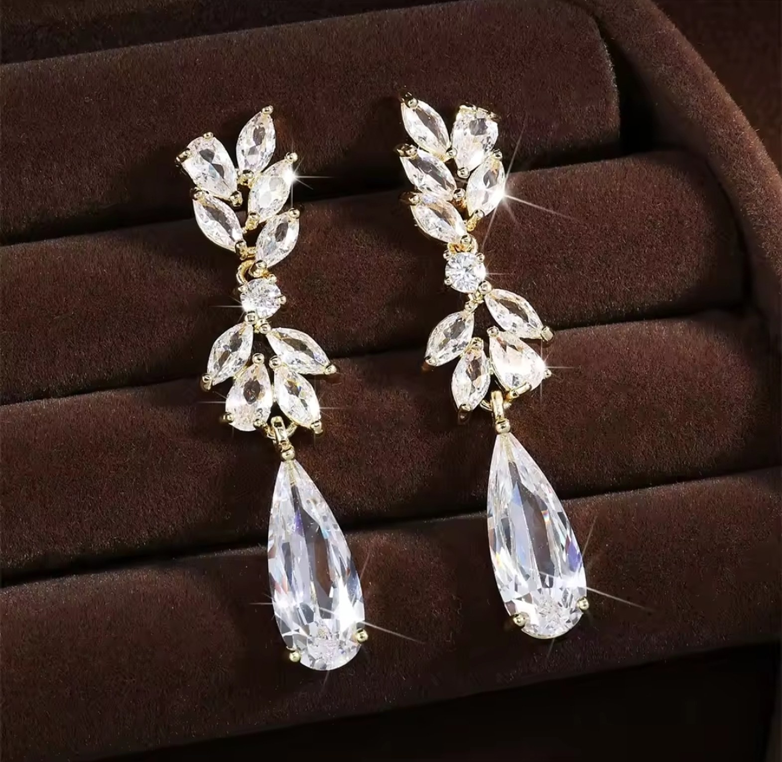 Drop sparkling zirconia earrings  image