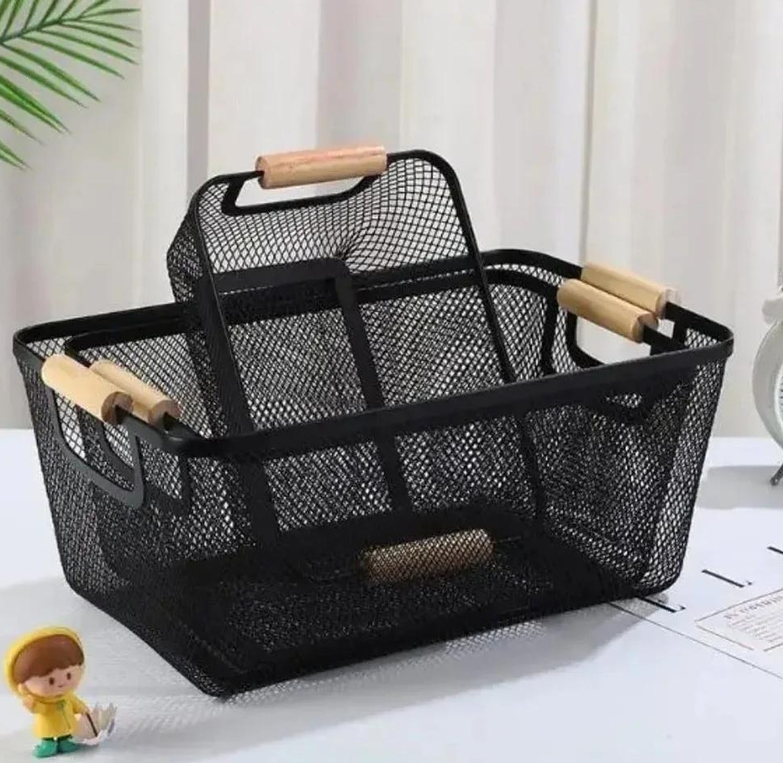 3pcs Mesh Plastic Storage Baskets with bamboo Handles image