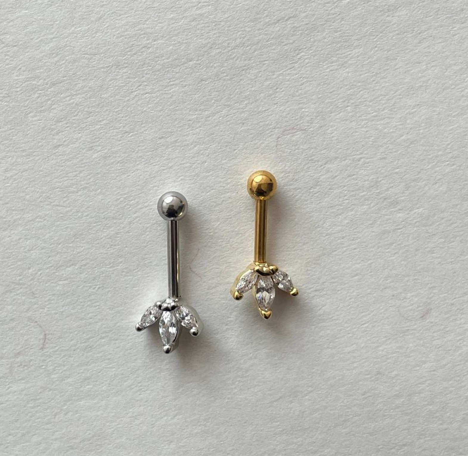 Radiant Lotus Bloom Helix Piercing  image