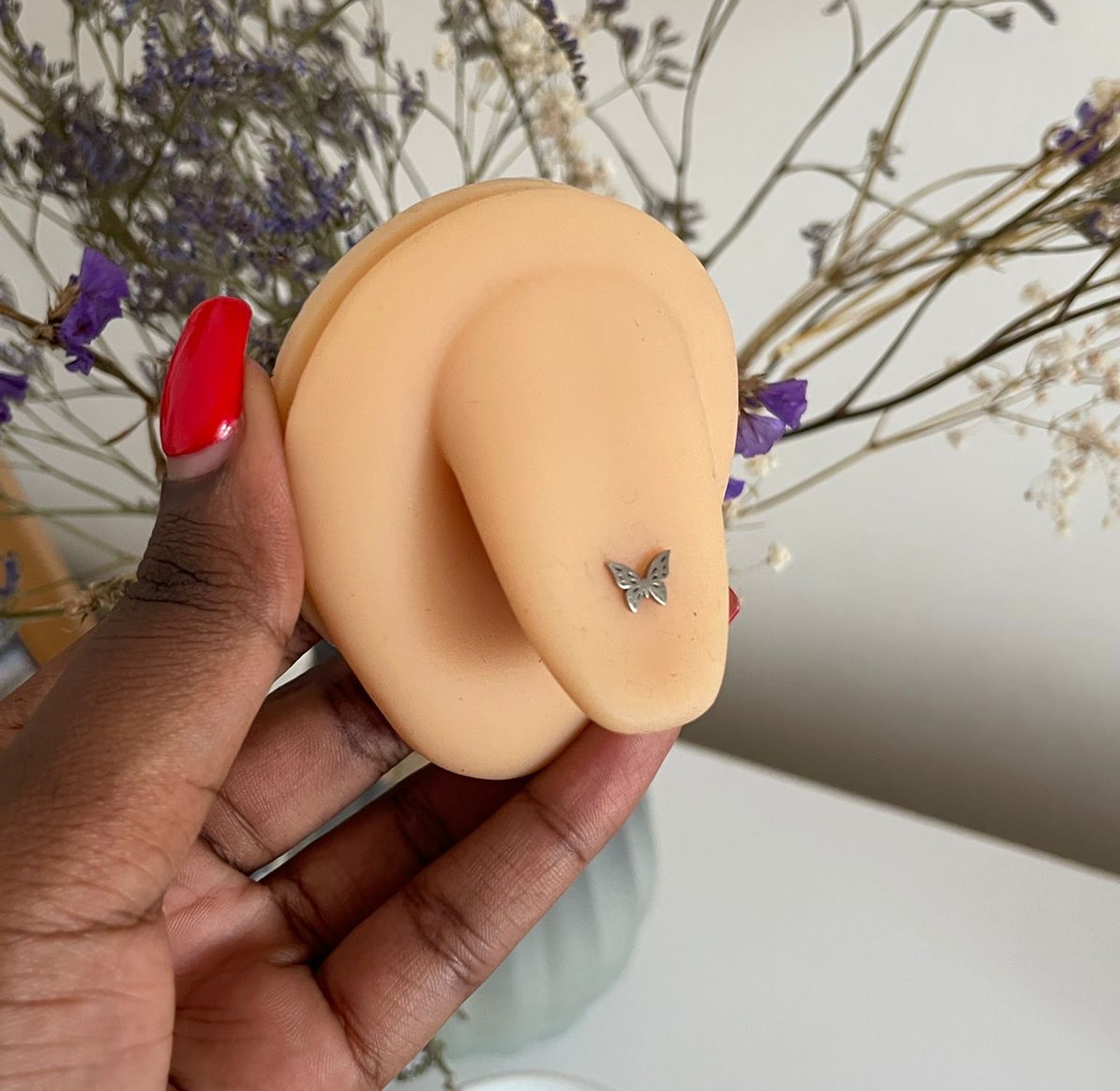 Wing Muse Tongue Ring image