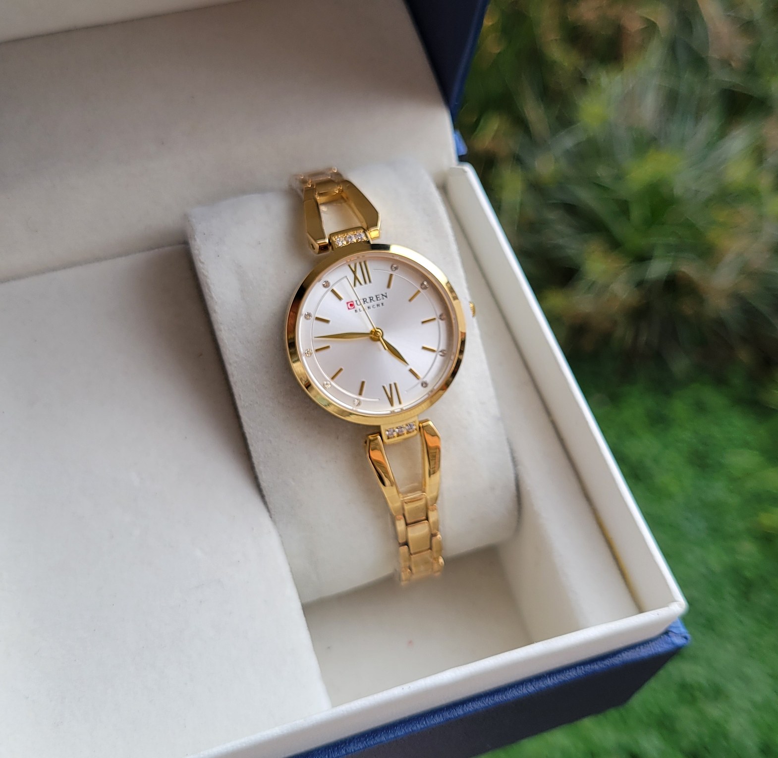 Curren watch image