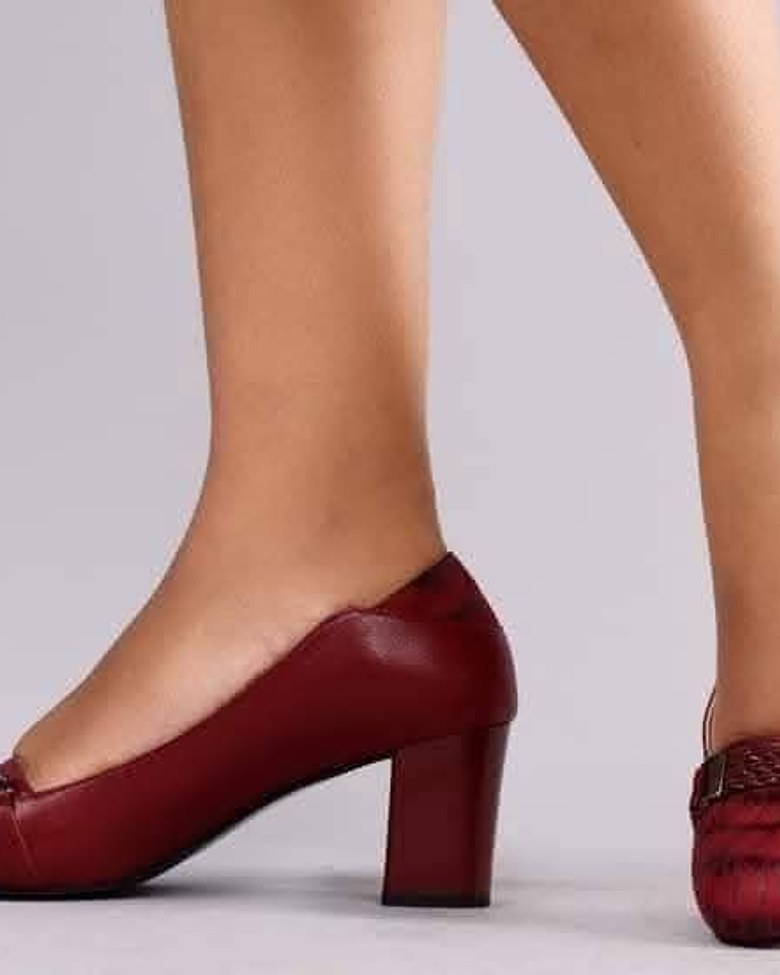 Turkish Pure Leather Mkeka Maroon Statement Shoes image