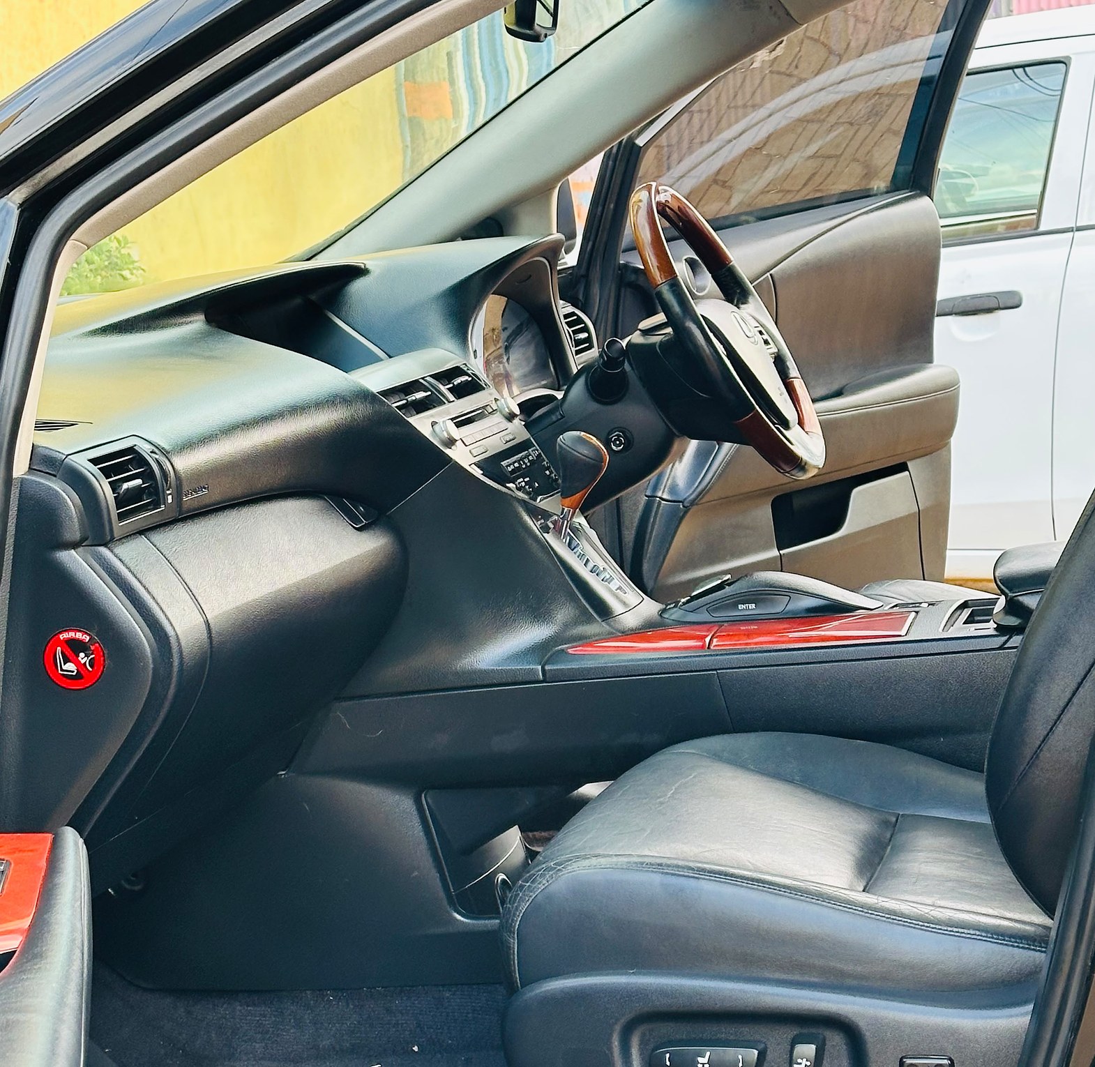 Toyota Lexus 450Ah KBY,YOM 2007 Model, Automatic Hybrid, with Sunroof, alloys, New Tyres, Leather Seats image
