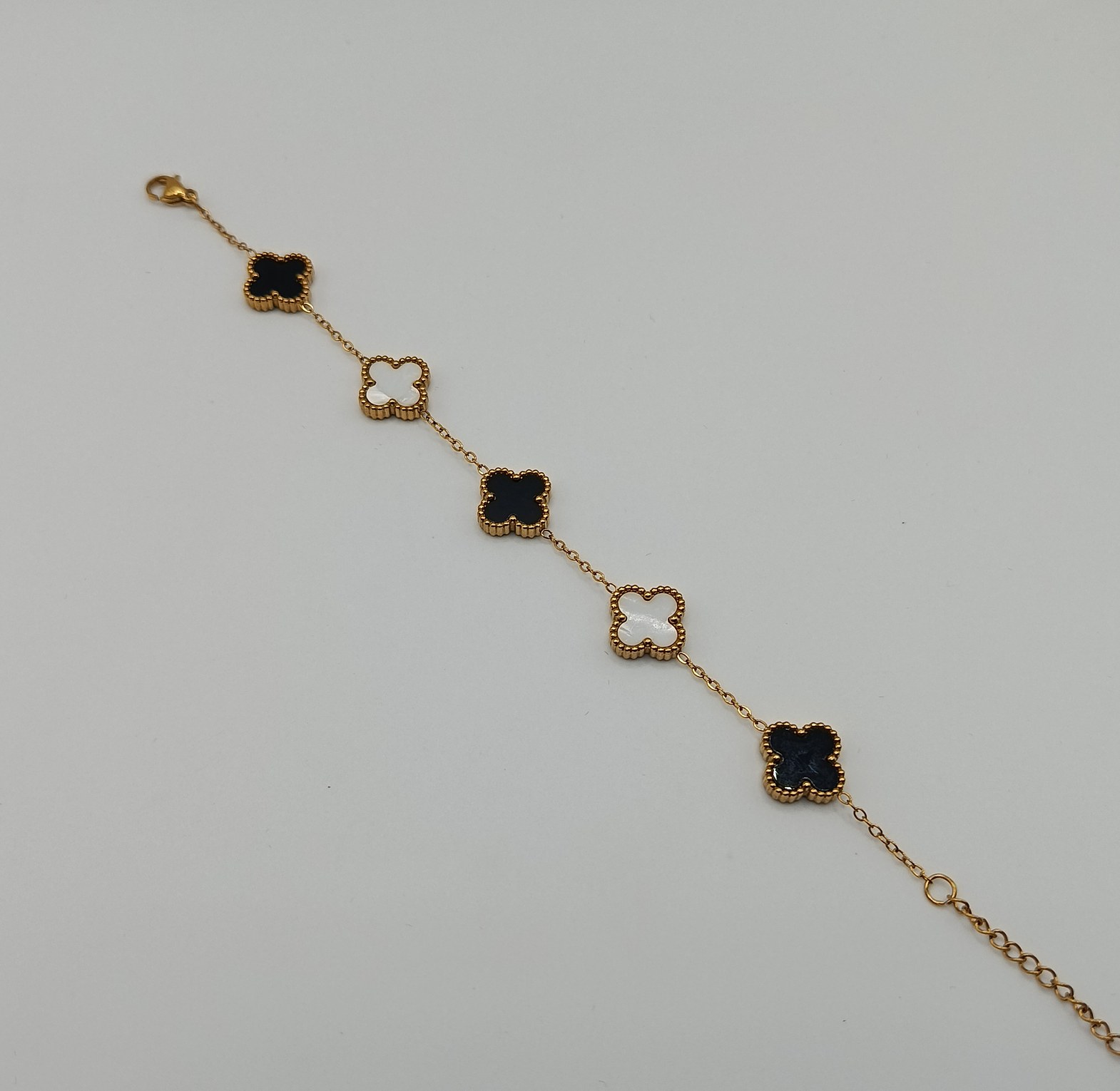 Bracelets image