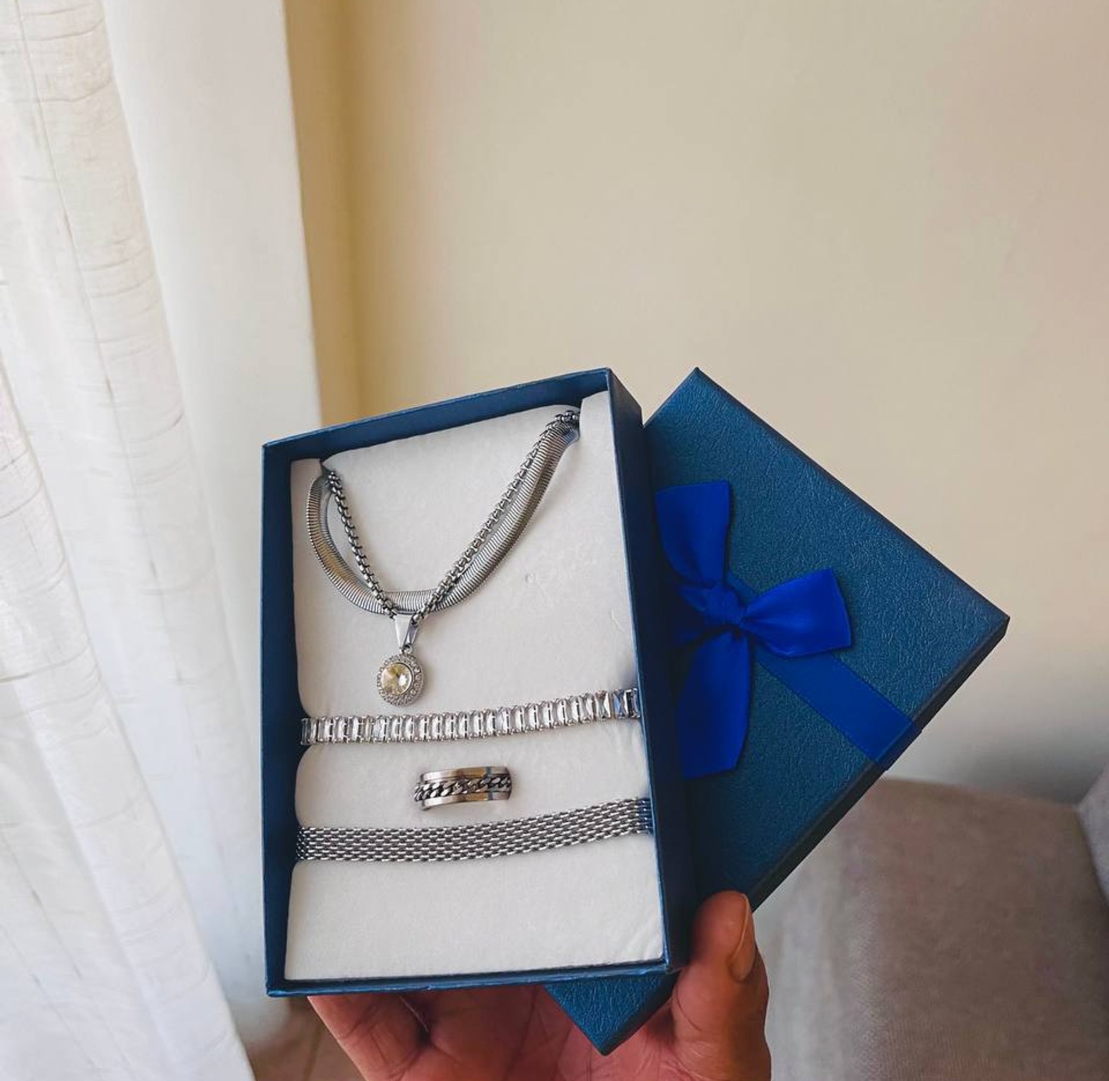 GIFT BOXES  image