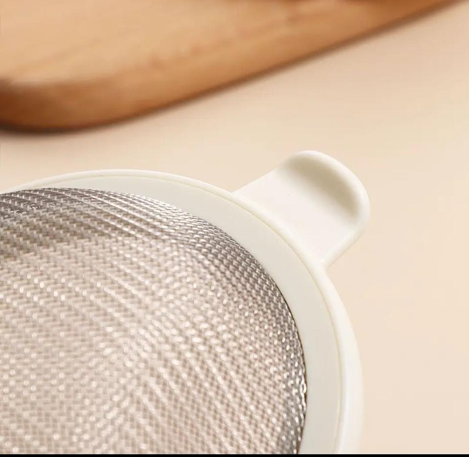Wooden Hand Stainless Steel Mesh image
