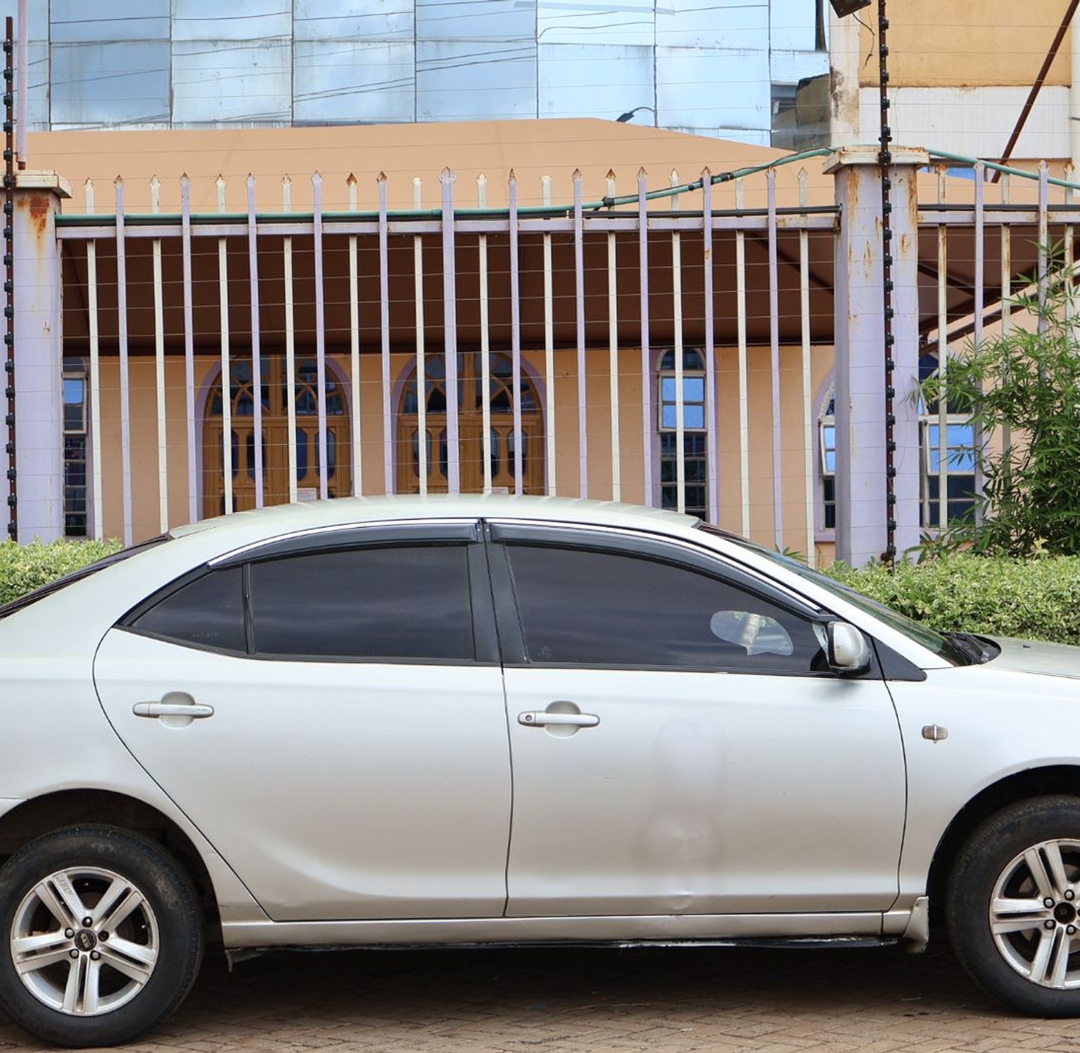 Toyota Allion KBT, YOM 2005 Model, Automatic, Rating 1800cc image