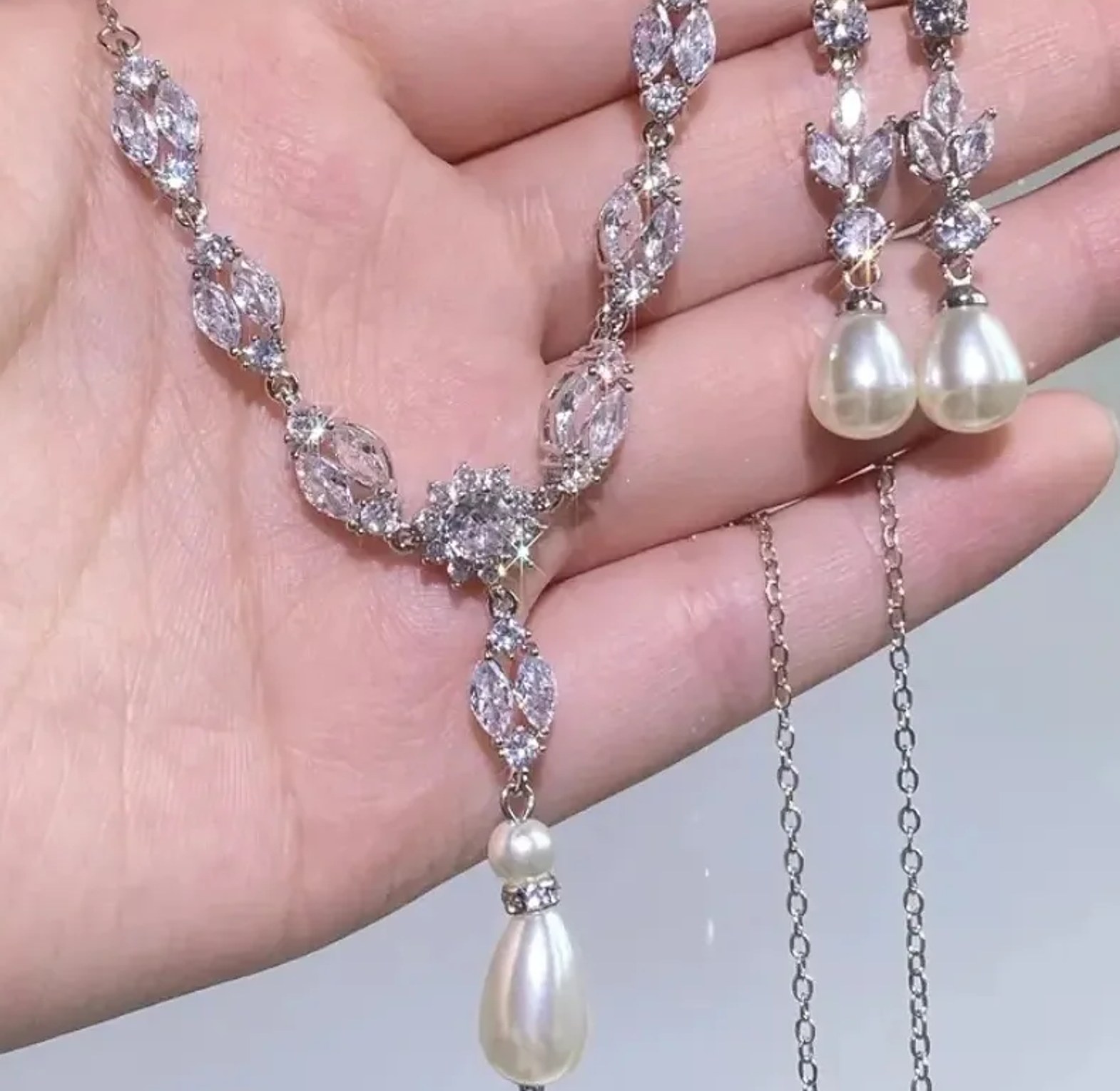 Elegant Bridal Set image