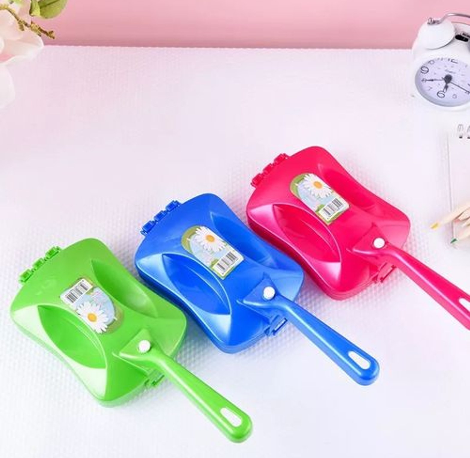 Carpet Brush Mini Vacuum Cleaner Sweeper image