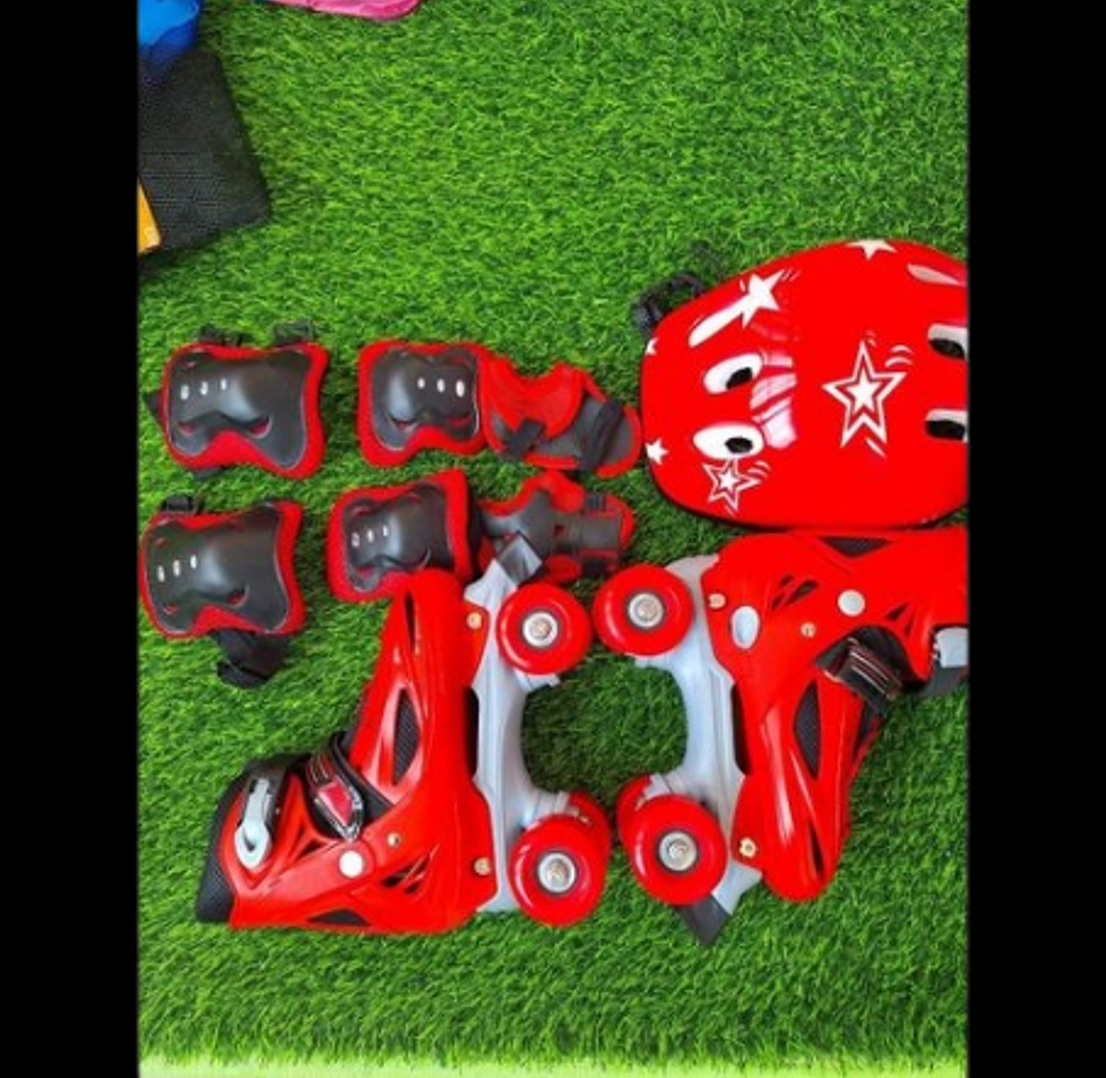 SKATE SHOES. Skates 4 Wheel Full Set Full With protective gear: helmet, elbow pads, knee pads, wrist guards size 26 to 38 image