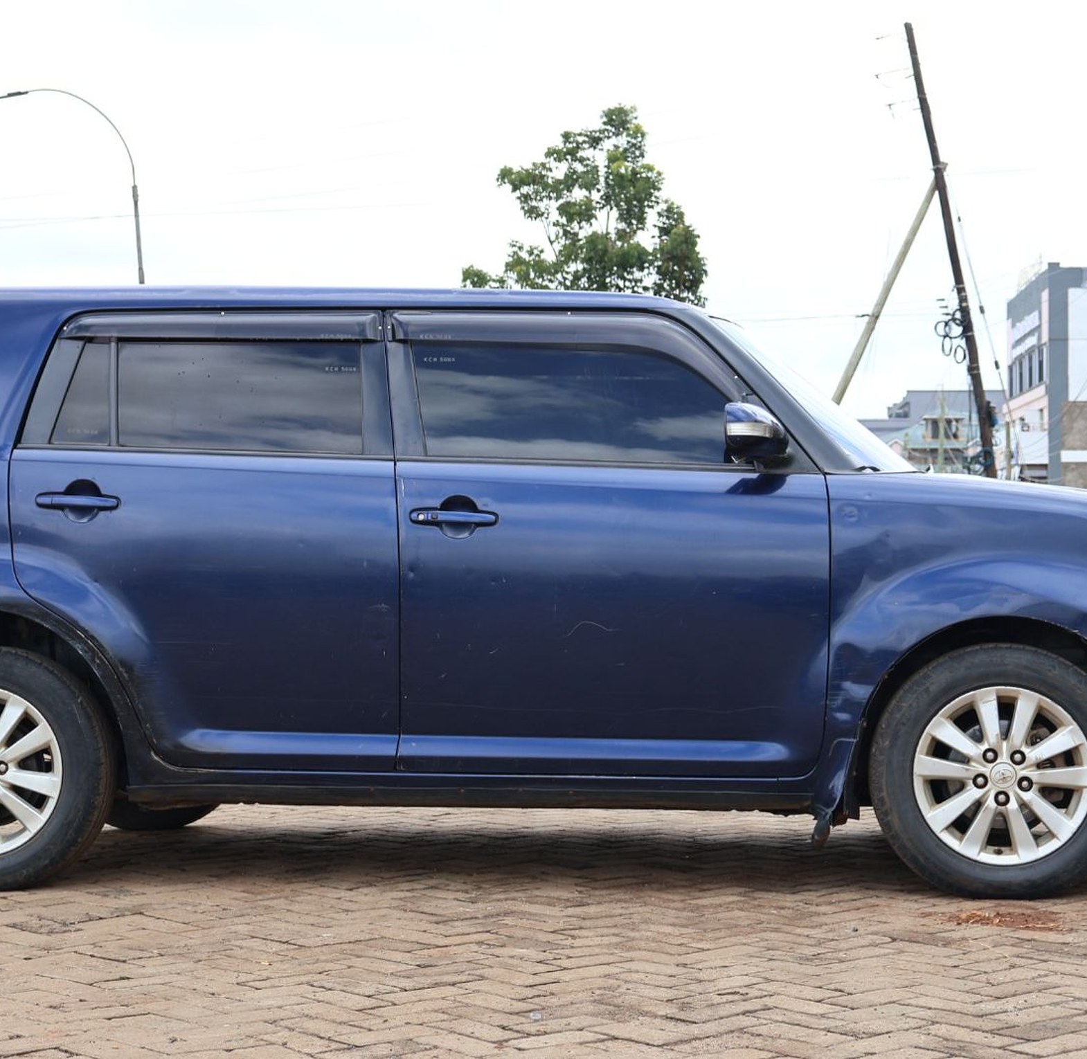  Toyota Rumion KCN,YOM 2010 Model, automatic, Rating 1800cc image
