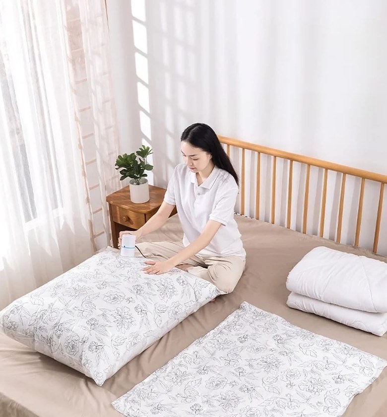 3 piece set Reusable Floral Vacuum Compression Storage Bags for Clothing and Bedding image