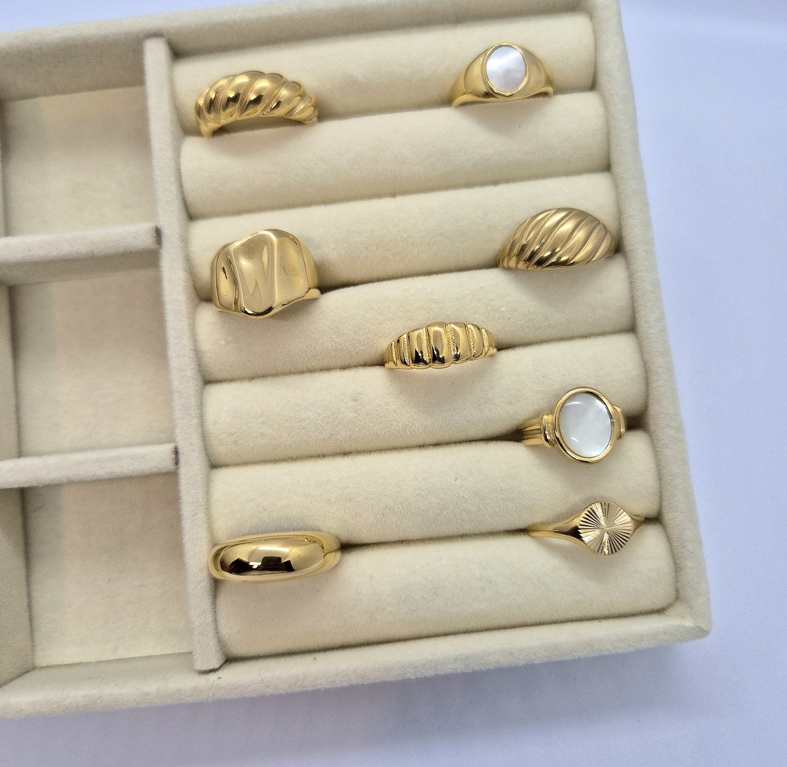 Croissant Ring image