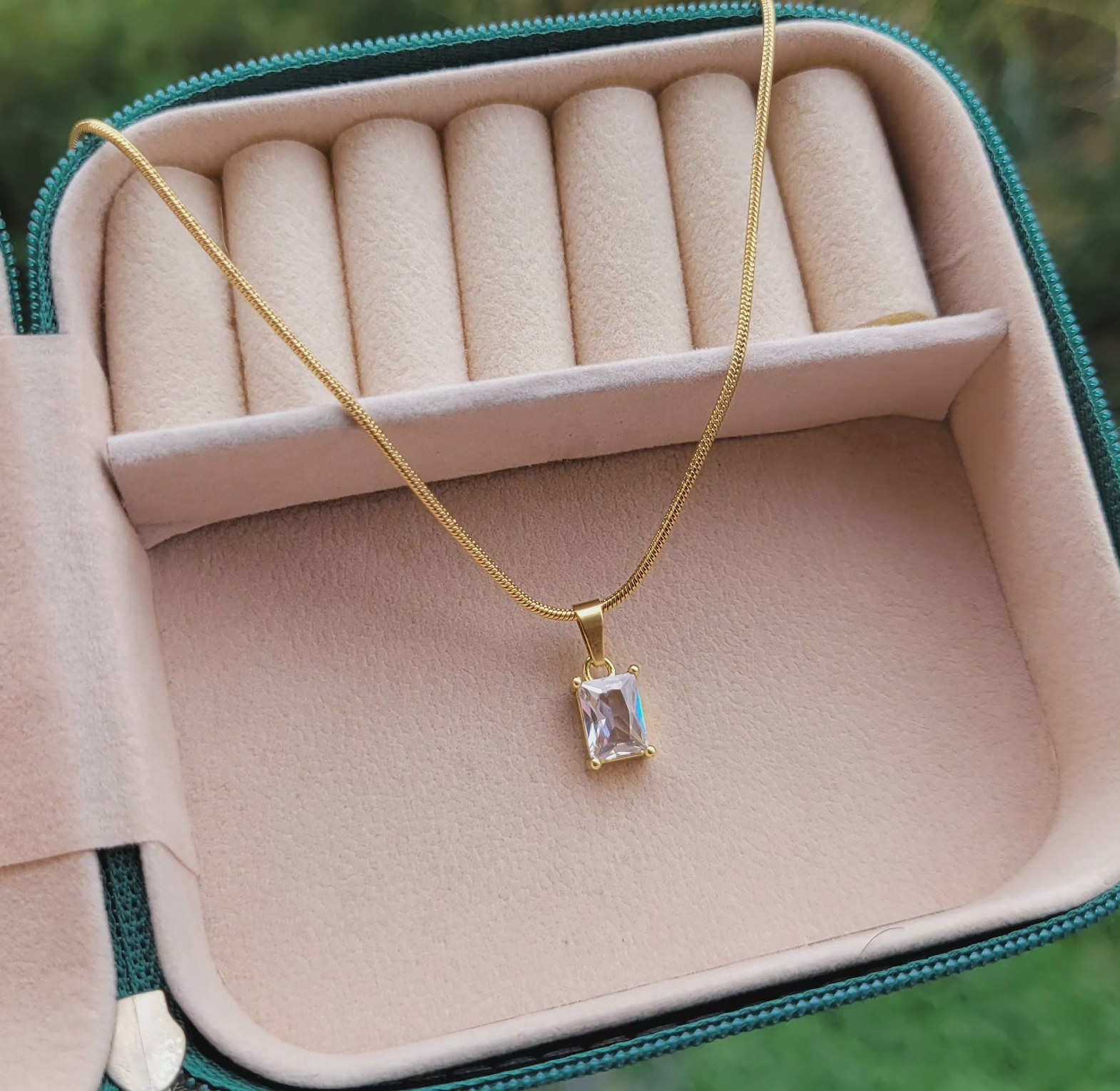 Bobo necklace image