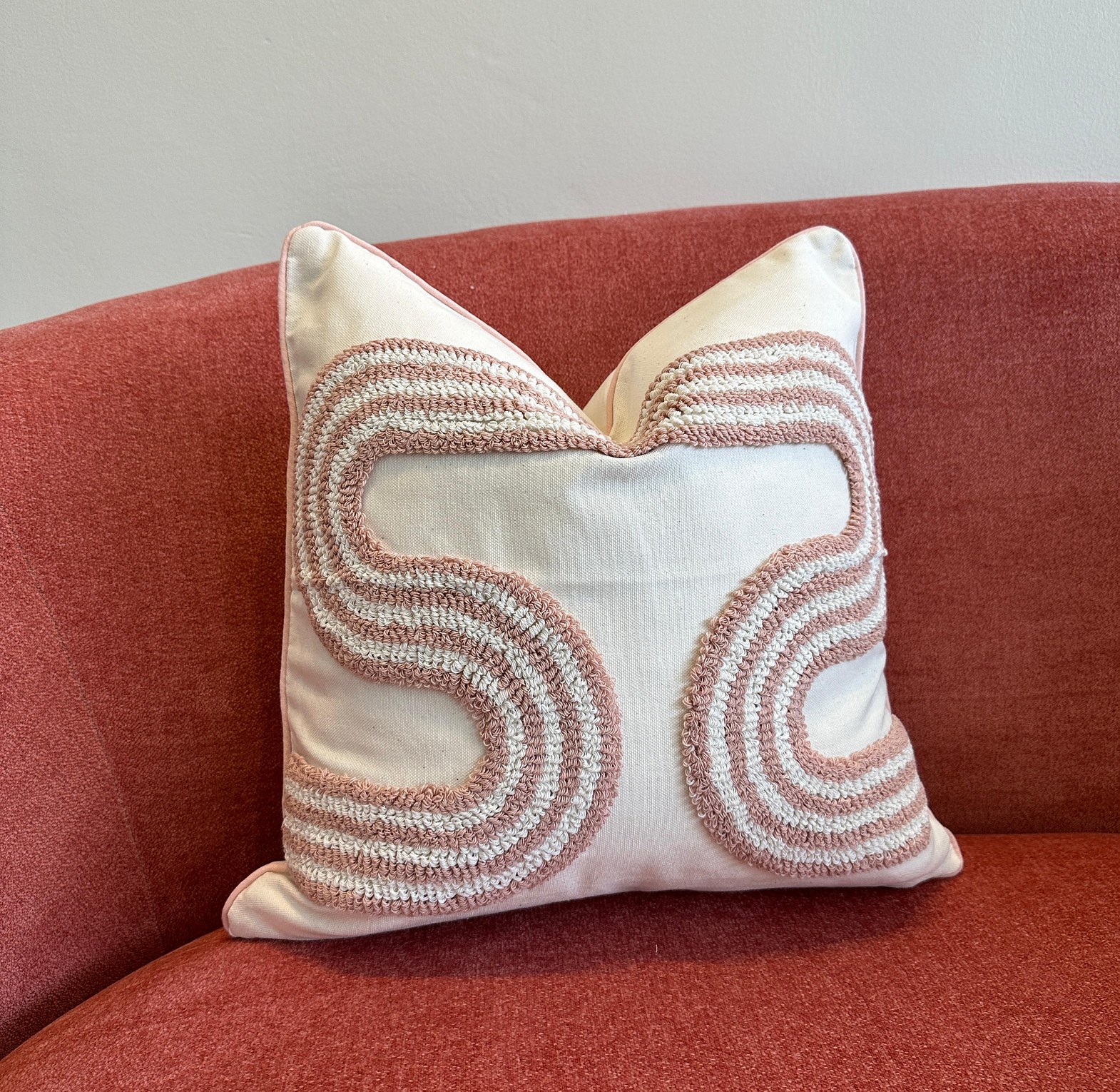 Luxe boho tufted cushion cover in dusty pink🌸 image