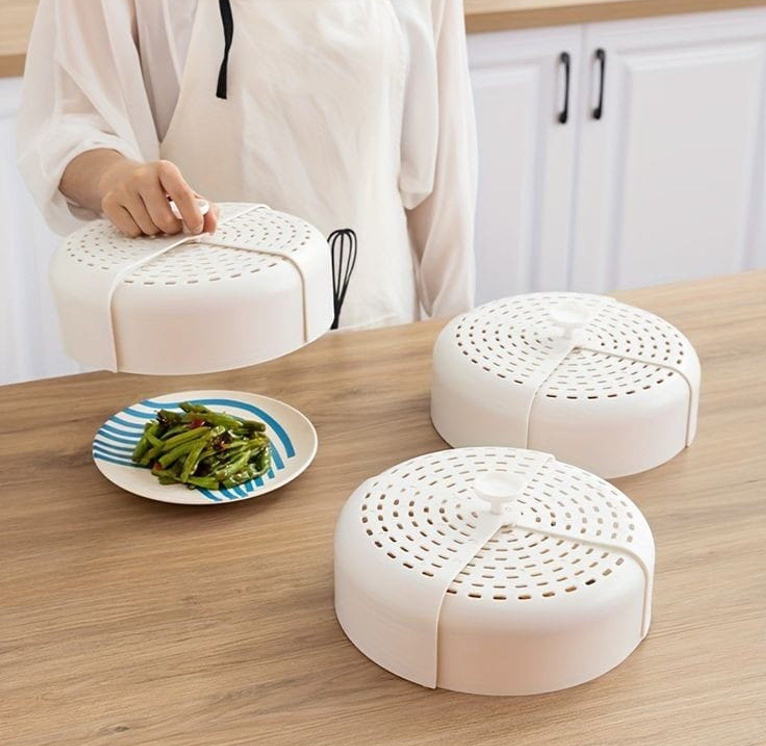 Foldable Ventilated Food Protection Cover and Fly Guard image