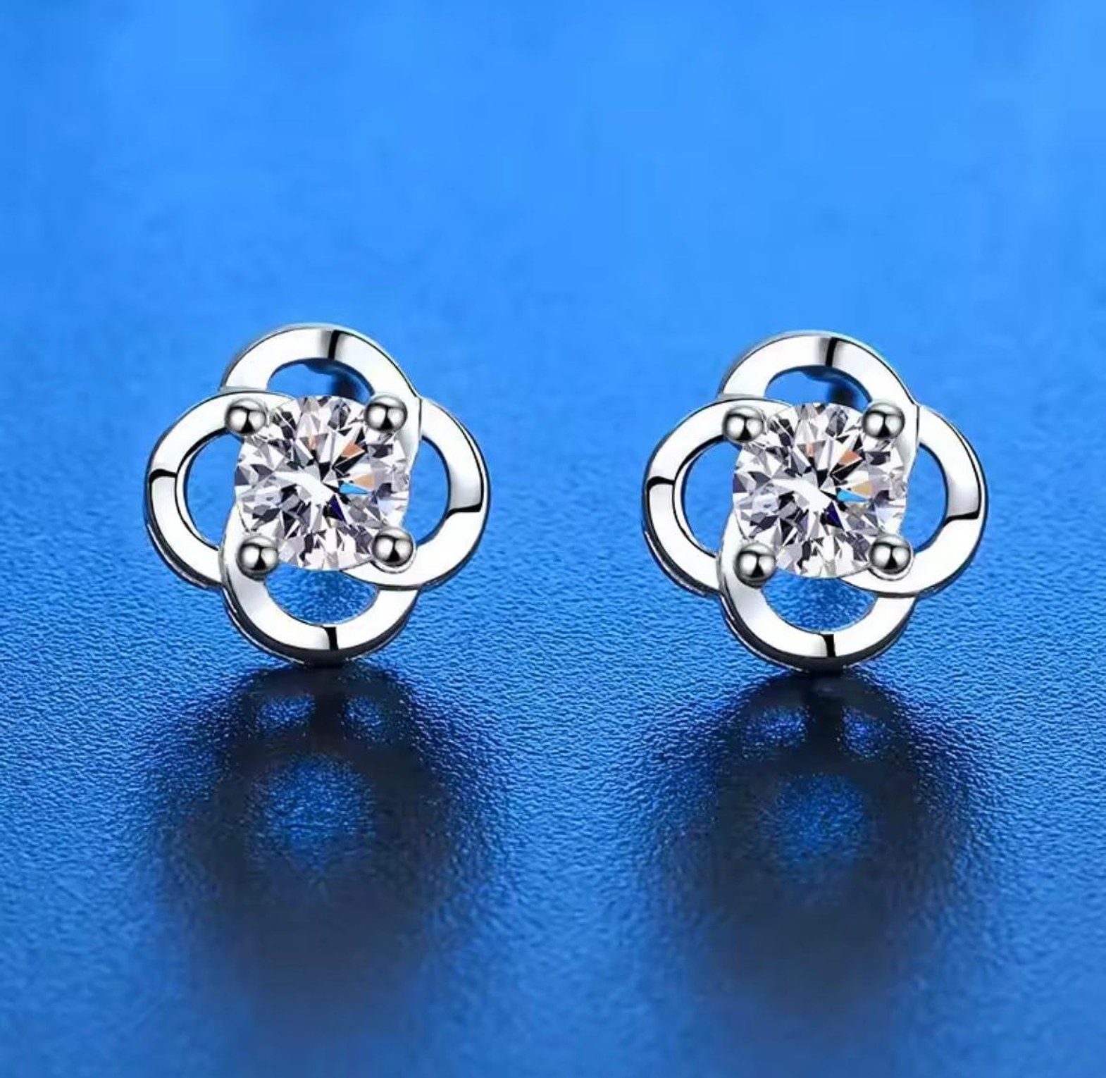 Quatrefoil Brilliance Sterling Studs image