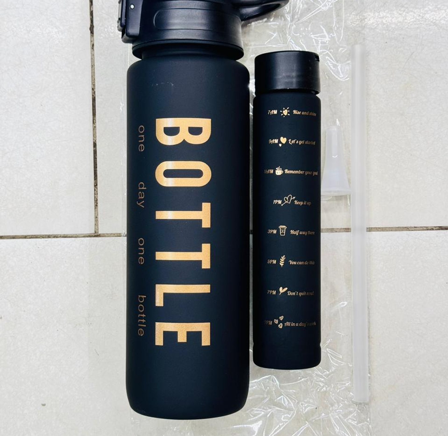 2in1 motivation bottle black image