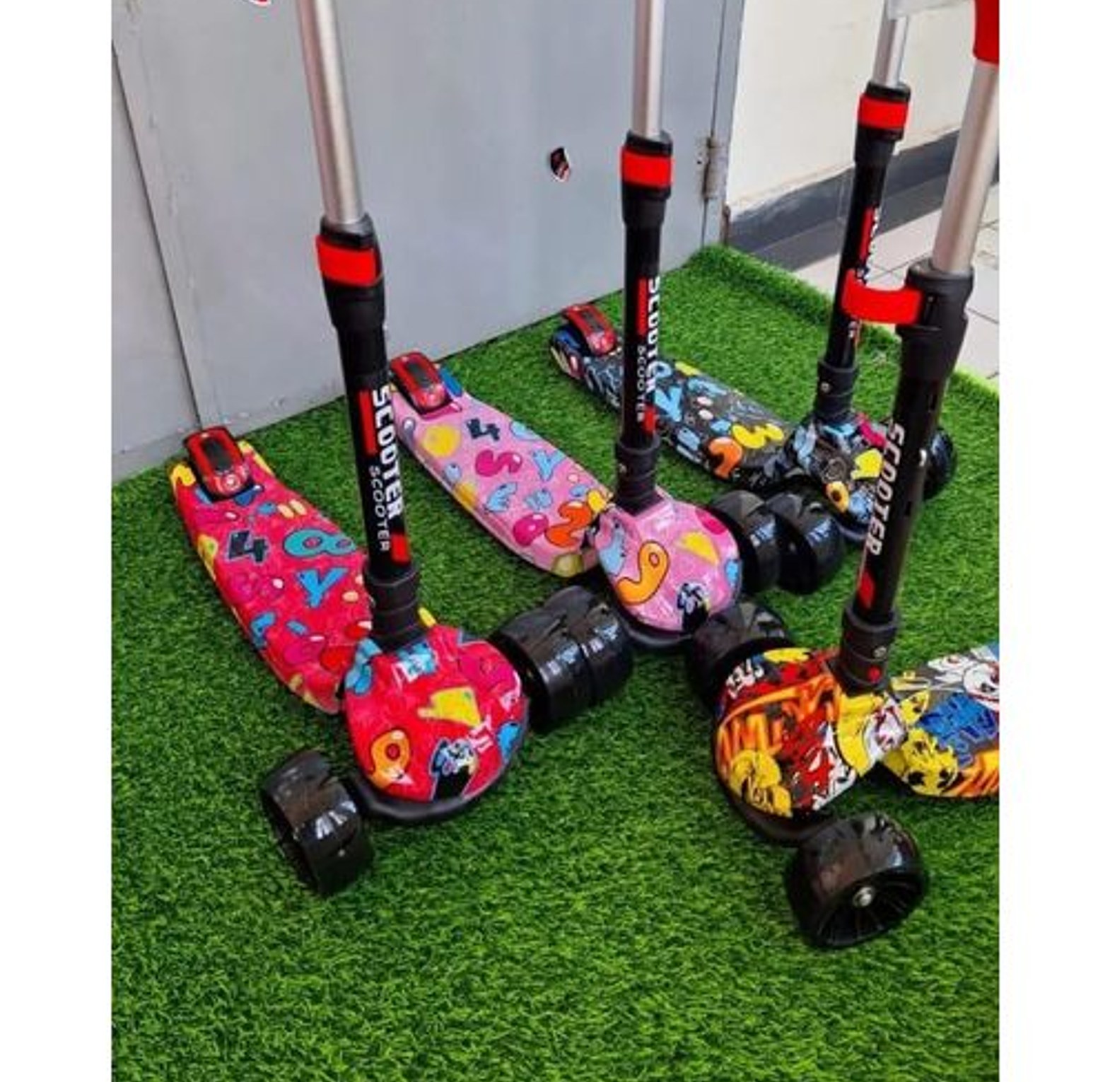 SCOOTER. Foldable Adjustable Kids Scooters  From 2 to 12yrs With Music And Lights You Cant Miss This image