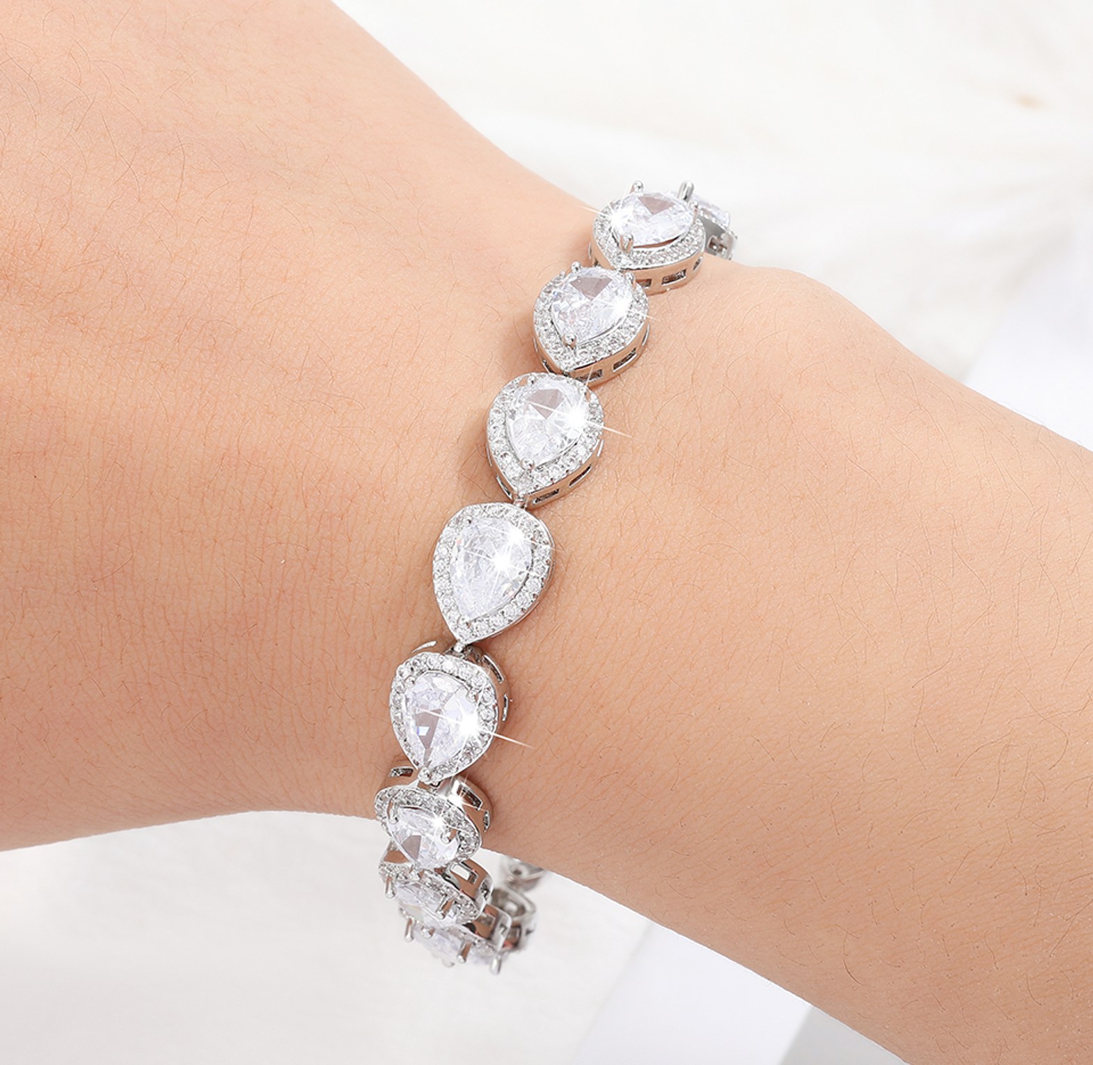 Water Drop Cubic Zirconia bracelets image