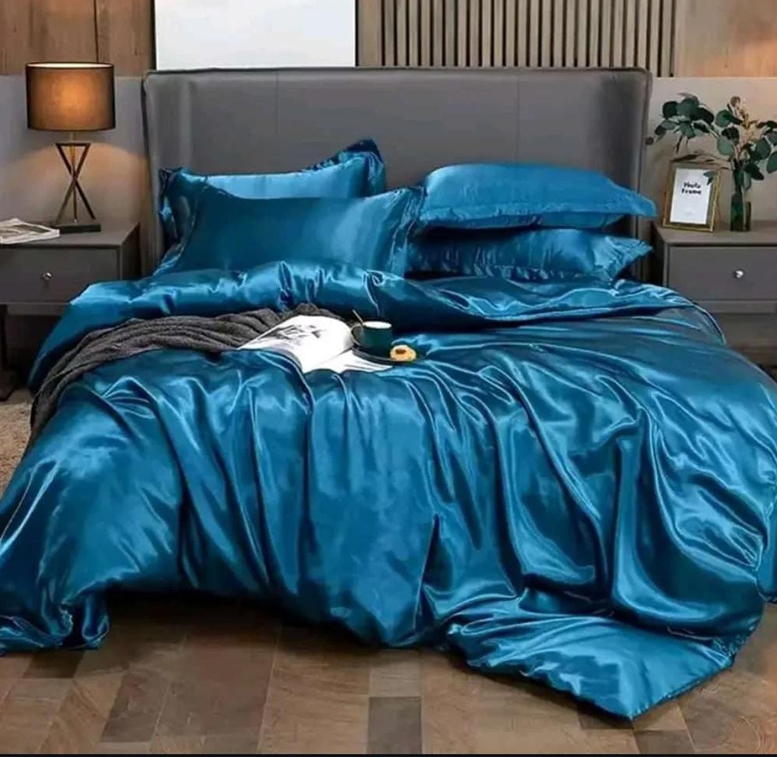 Luxury  Mulberry Silk Duvet cover set image