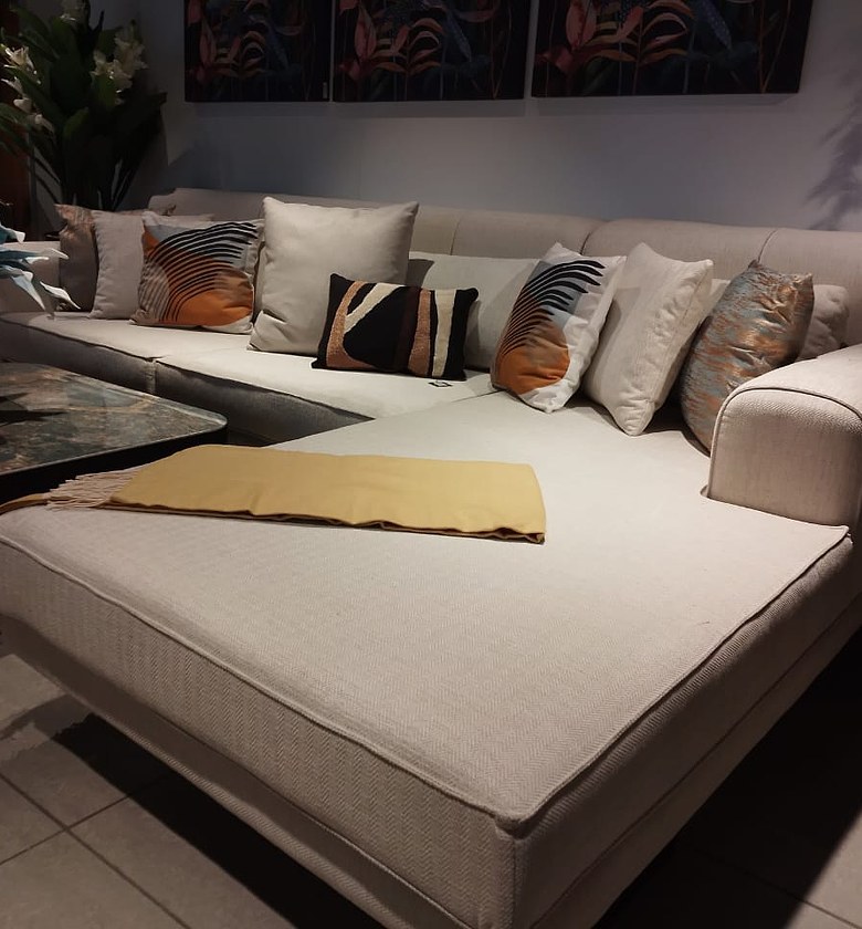 sofa set image