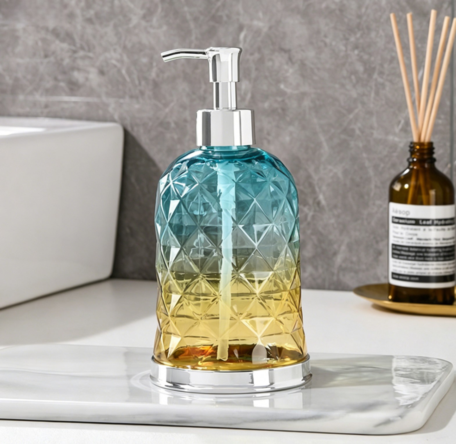 Premium Diamond Glass Soap Dispenser – Elegant Luxury Bathroom & Kitchen Accessory for Modern Homes image