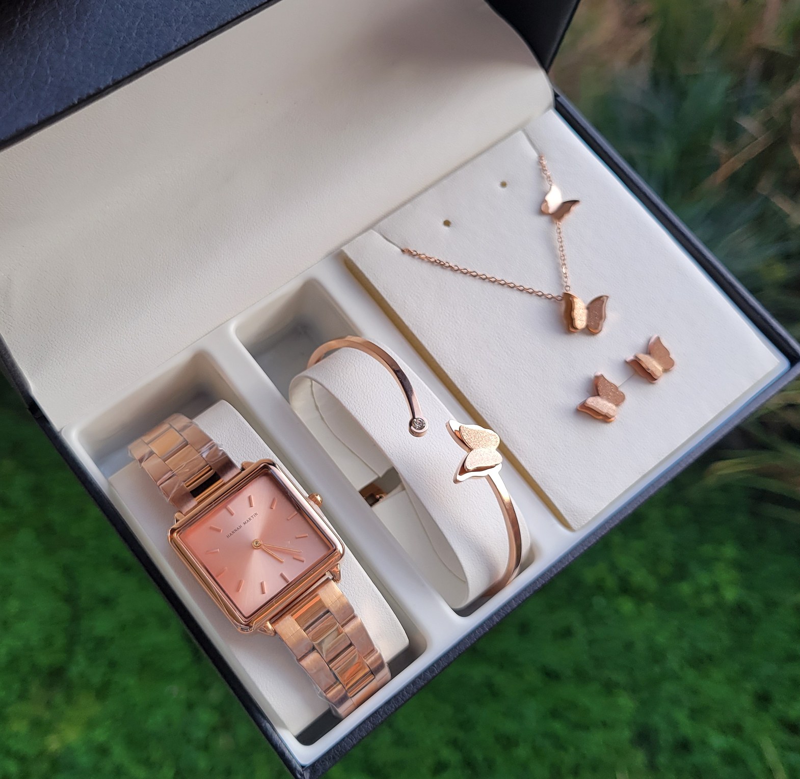 Square watch set  image