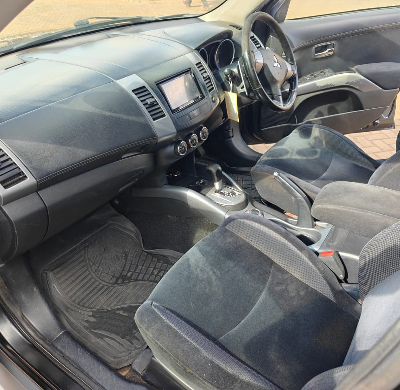 Mitsubishi Outlander KCQ, YOM 2011 Model, Automatic, Rating 2400cc 4wd, Optional With Alloys New Tyres and Fresh Paint image