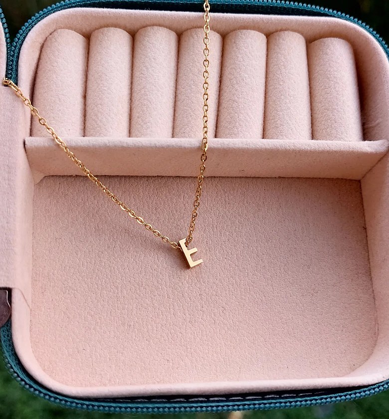 Plain Gold E image