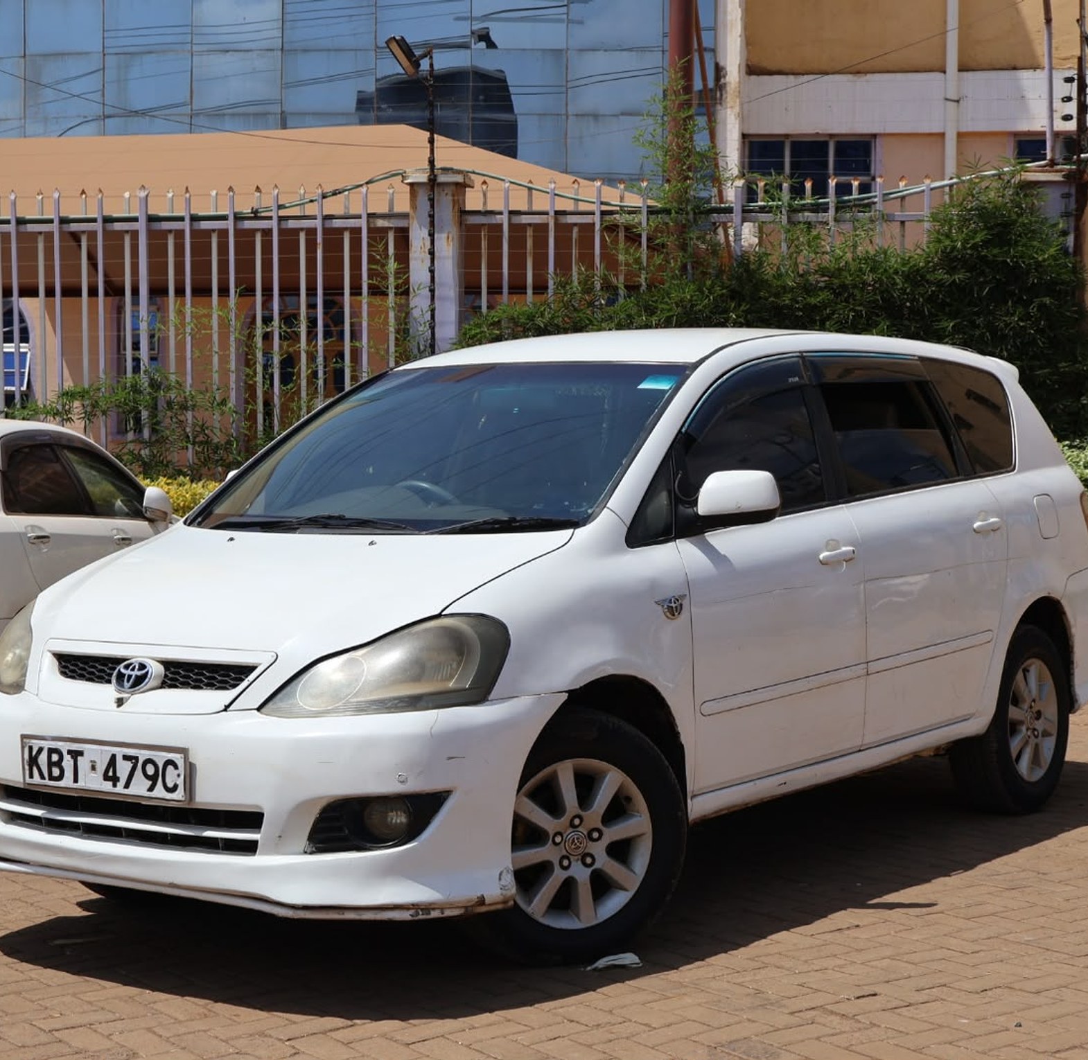  Toyota Ipsum KBT, YOM 2005 Model, Automatic, Rating  2400cc 7 seater image