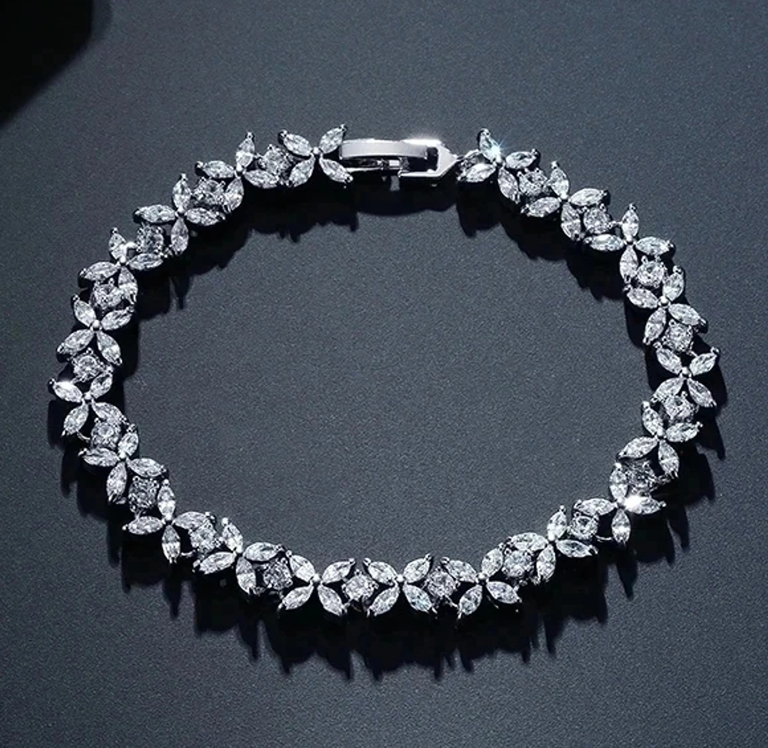 Elegant Bracelet image