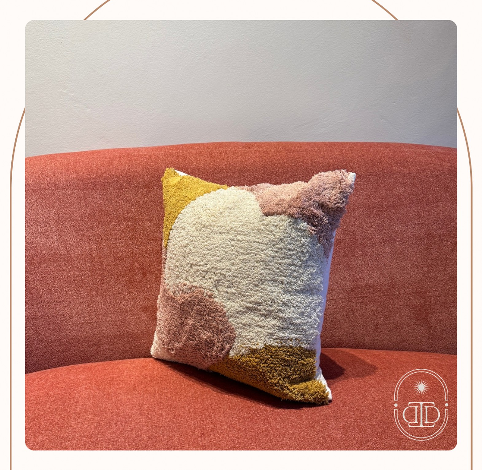Pink tufted cushion cover. image