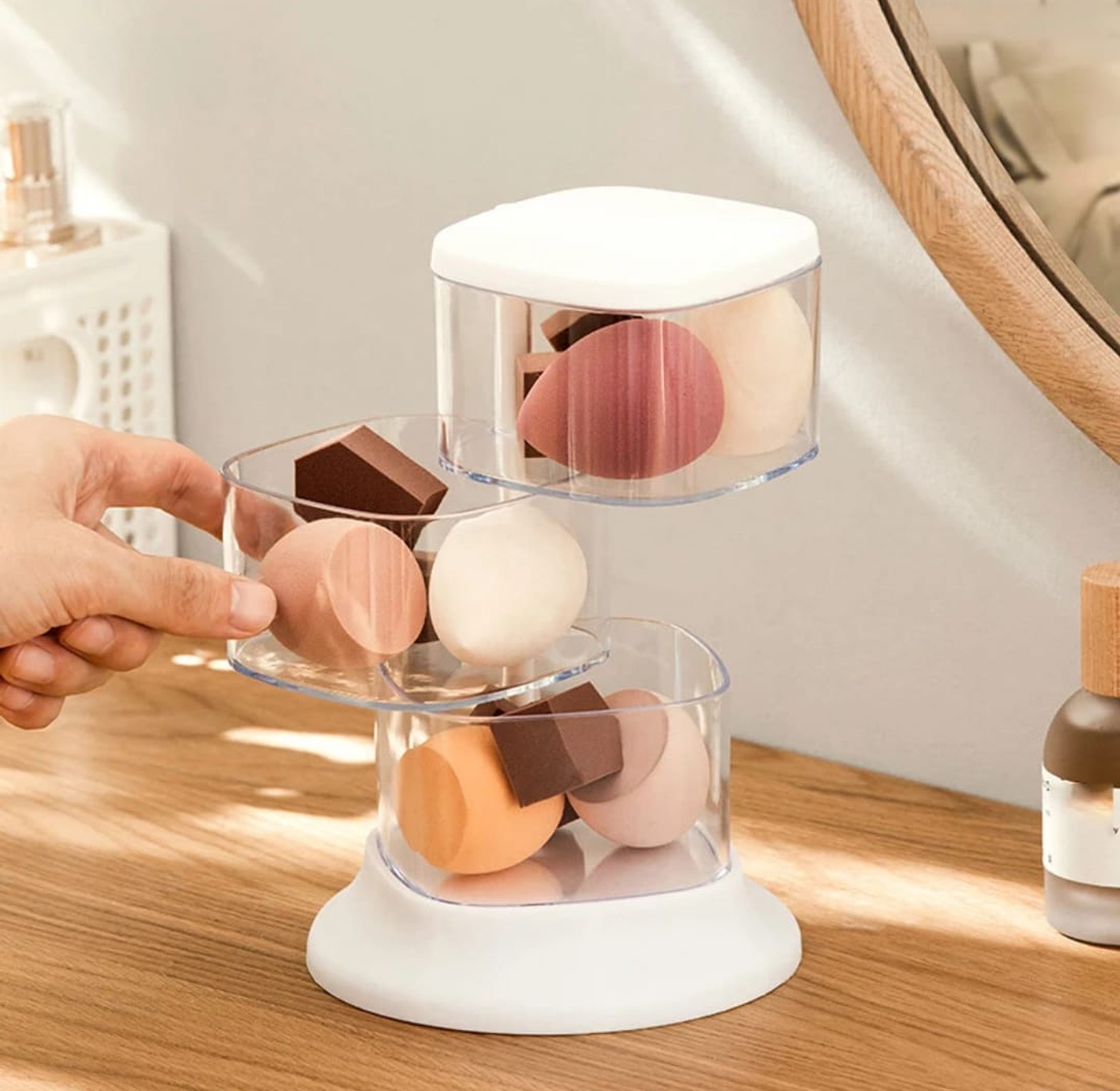 360° Rotary Cosmetics Storage Box image