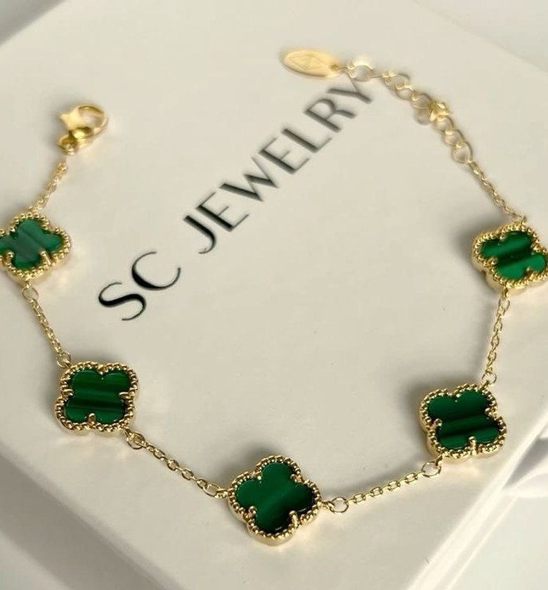 Clover bracelets  image